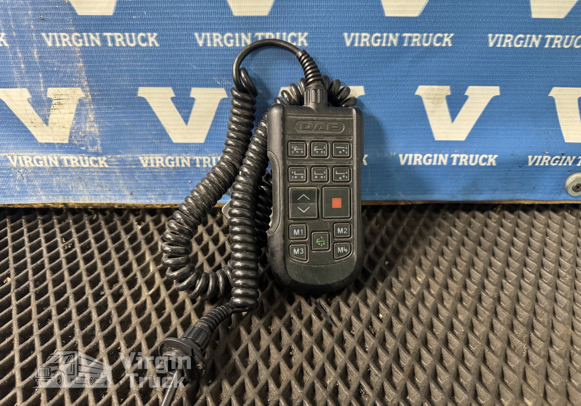 2028768 Пульт управления пневмоподвеской 2021г. для Daf XF106 (с 2012)