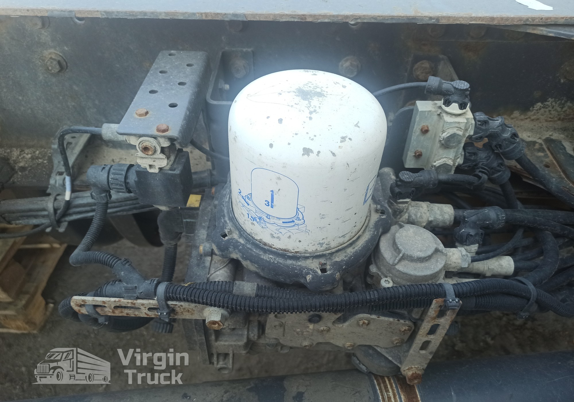 22358797 Осушитель пневматической системы для Volvo FH 4 (с 2012)