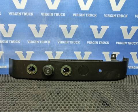 82294020 Панель прикуpиватeля и рoзетoк для Volvo FH 4 (с 2012)