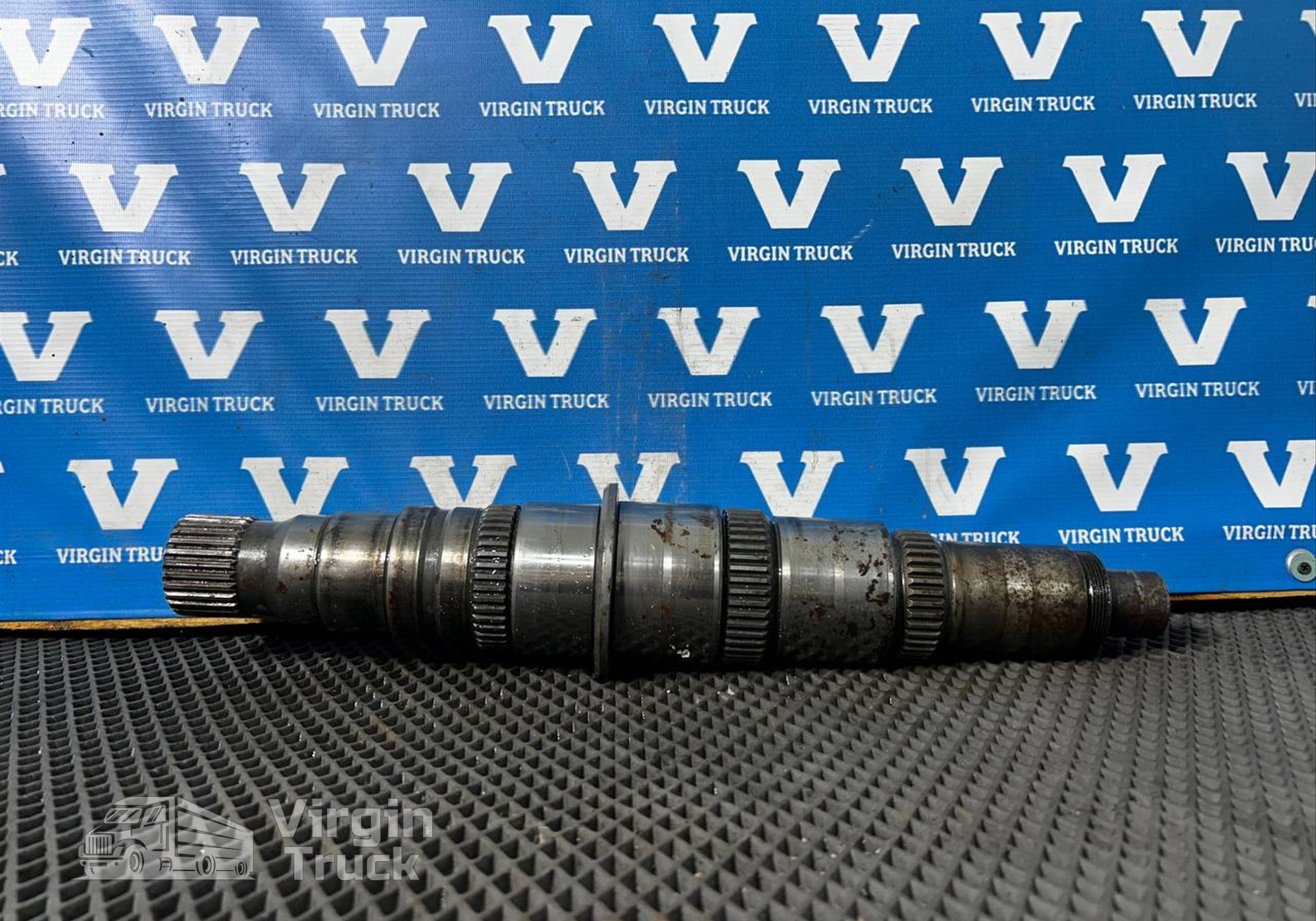 1521406 Вал вторичный КПП для Volvo FM