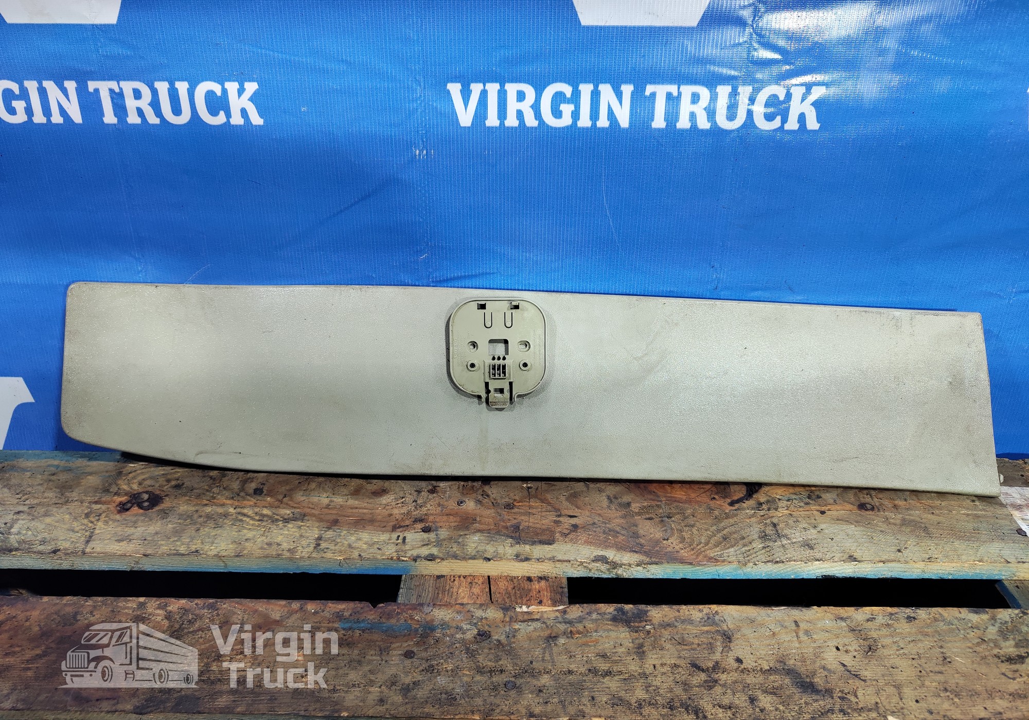 84077289 Накладка декоративная для Volvo FH 4 (с 2012)