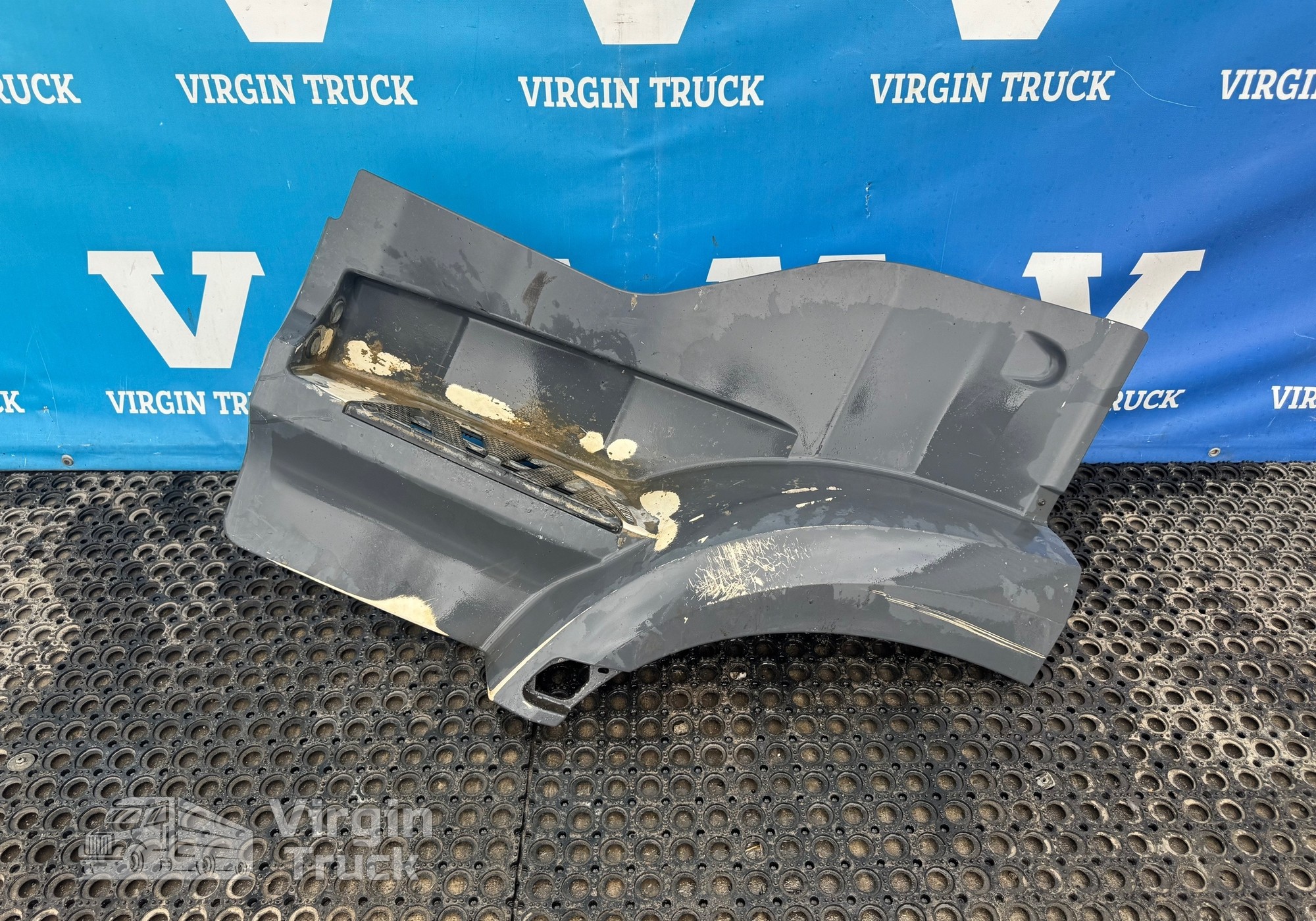 9606667203 Корпус подножки левый для Mercedes-Benz Arocs (с 2013)