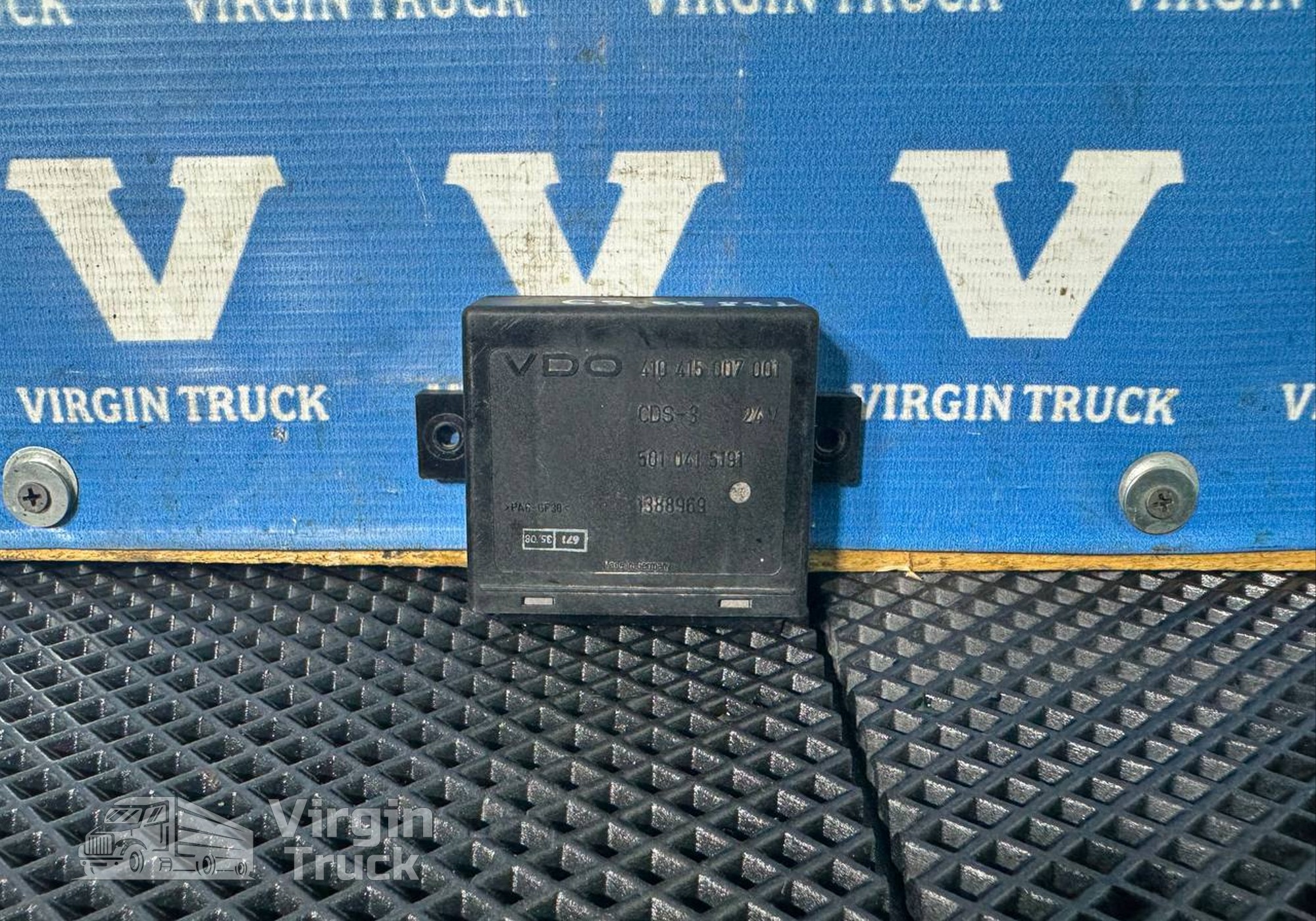 1388969 Блок управления центральным замком