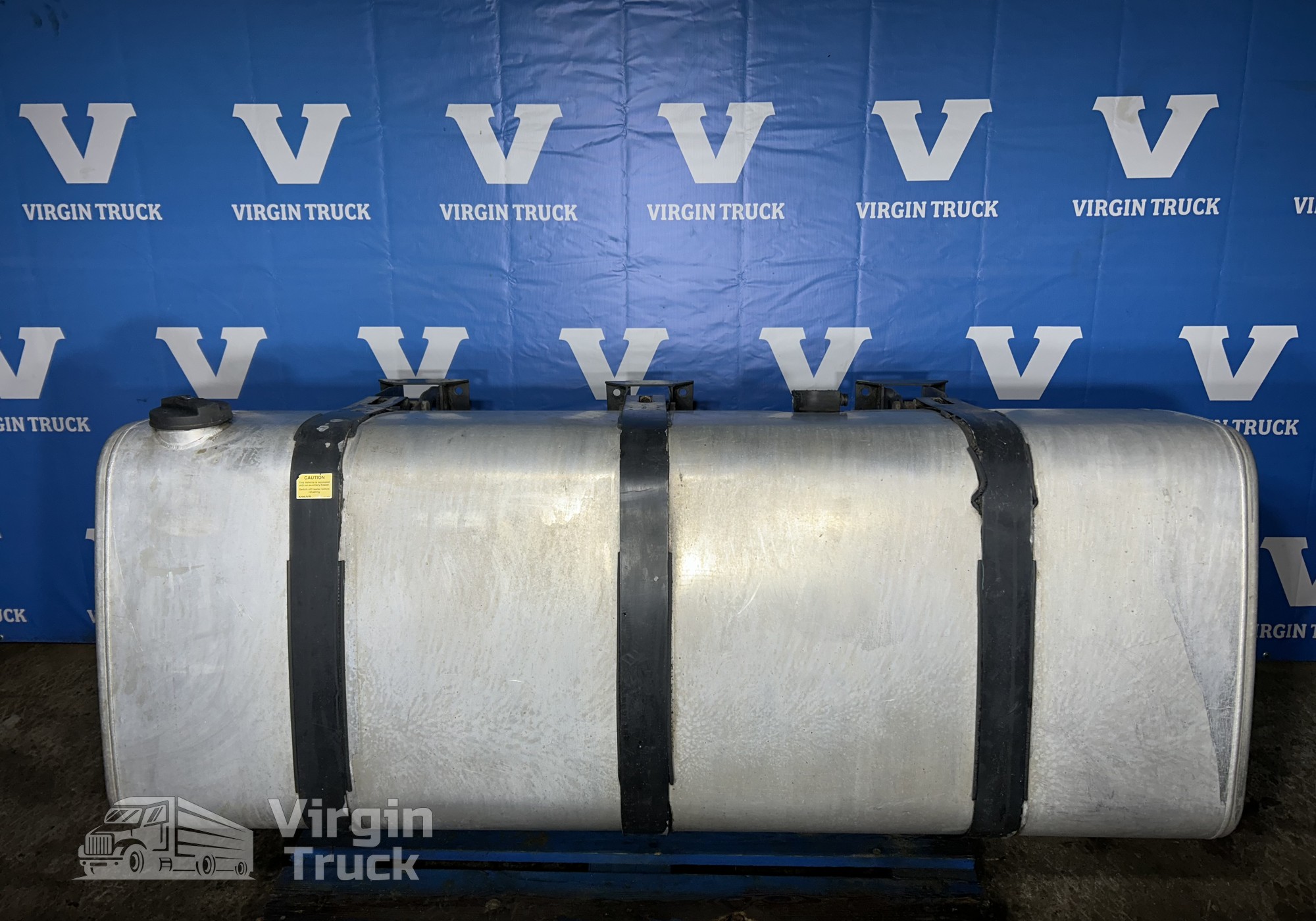 Бак топливный для Разные Грузовики