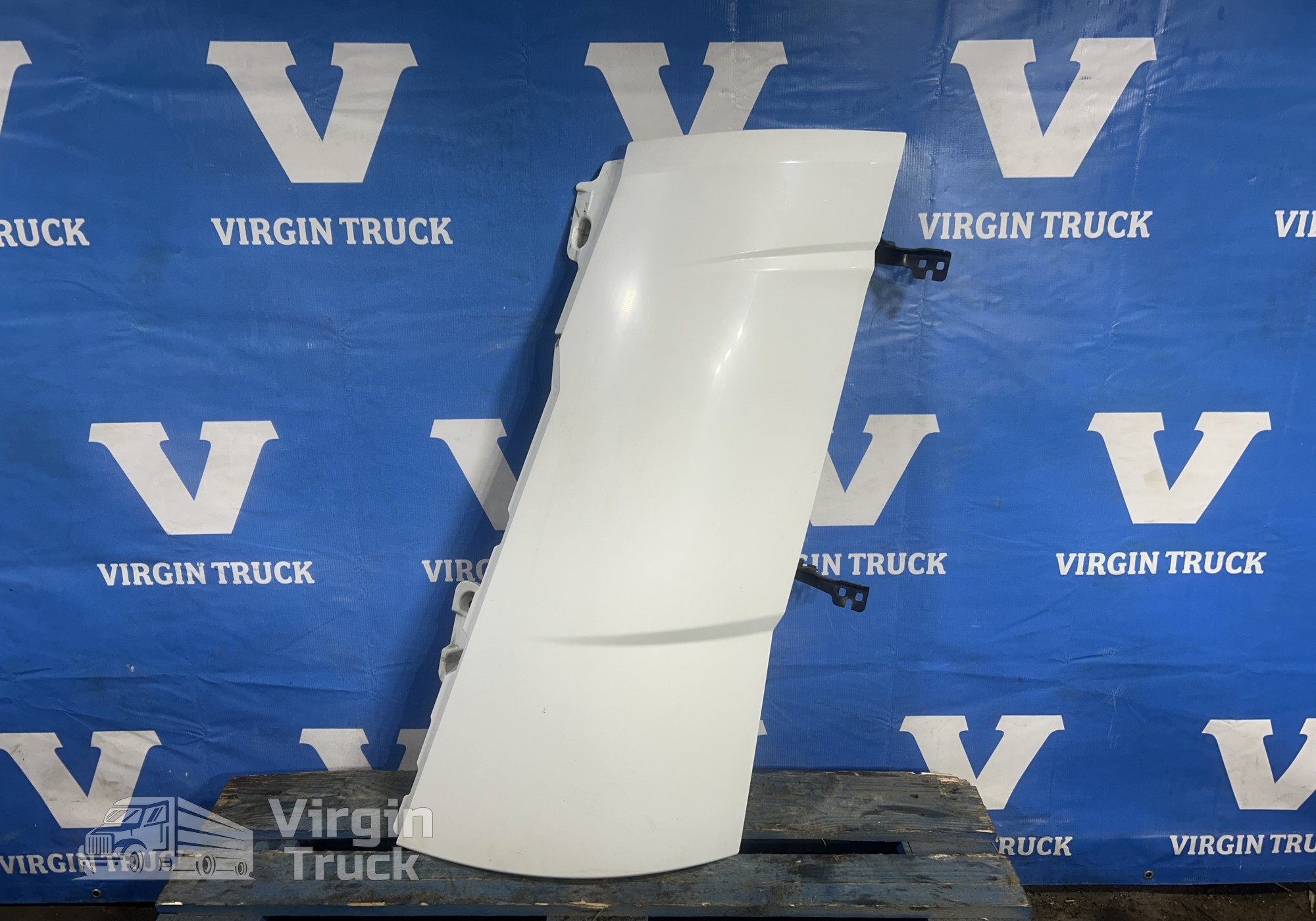 2338168 Дефлектор капота для Daf XG (с 2021)