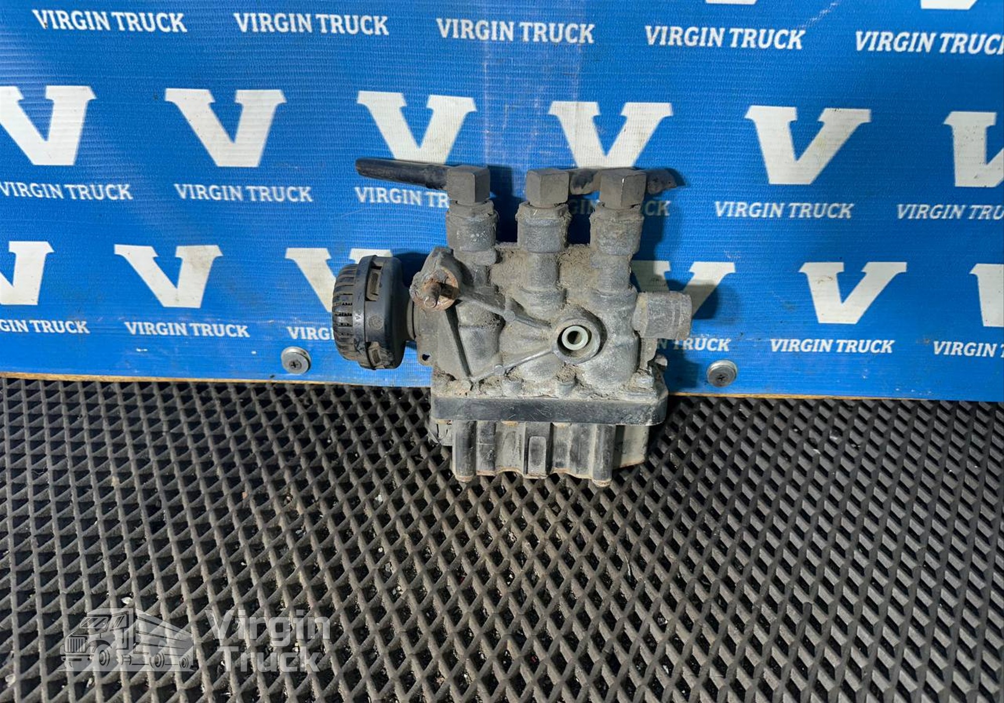 5010457434 Кран уровня пола главный