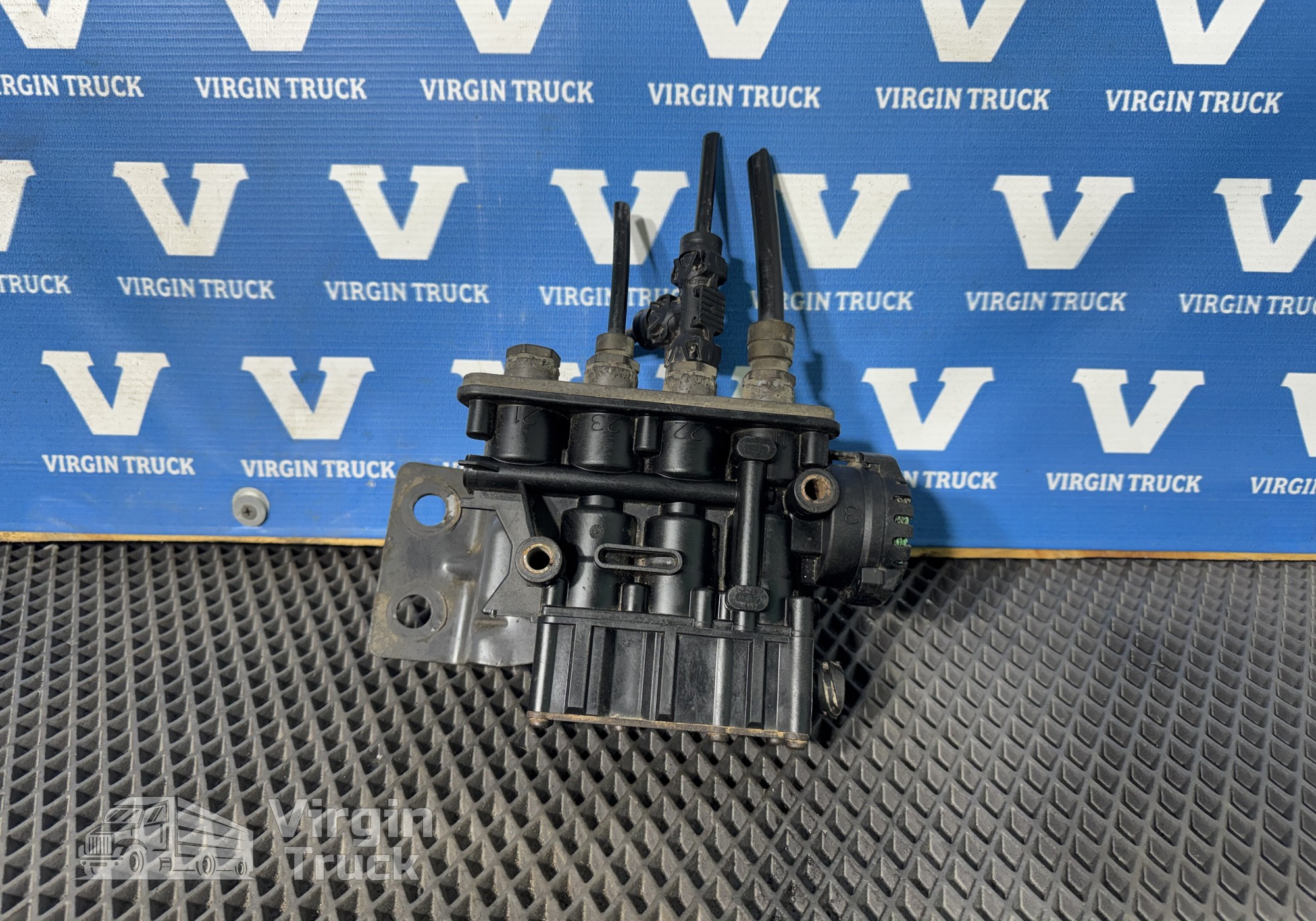 21083657 Кран уровня пола для Volvo FH