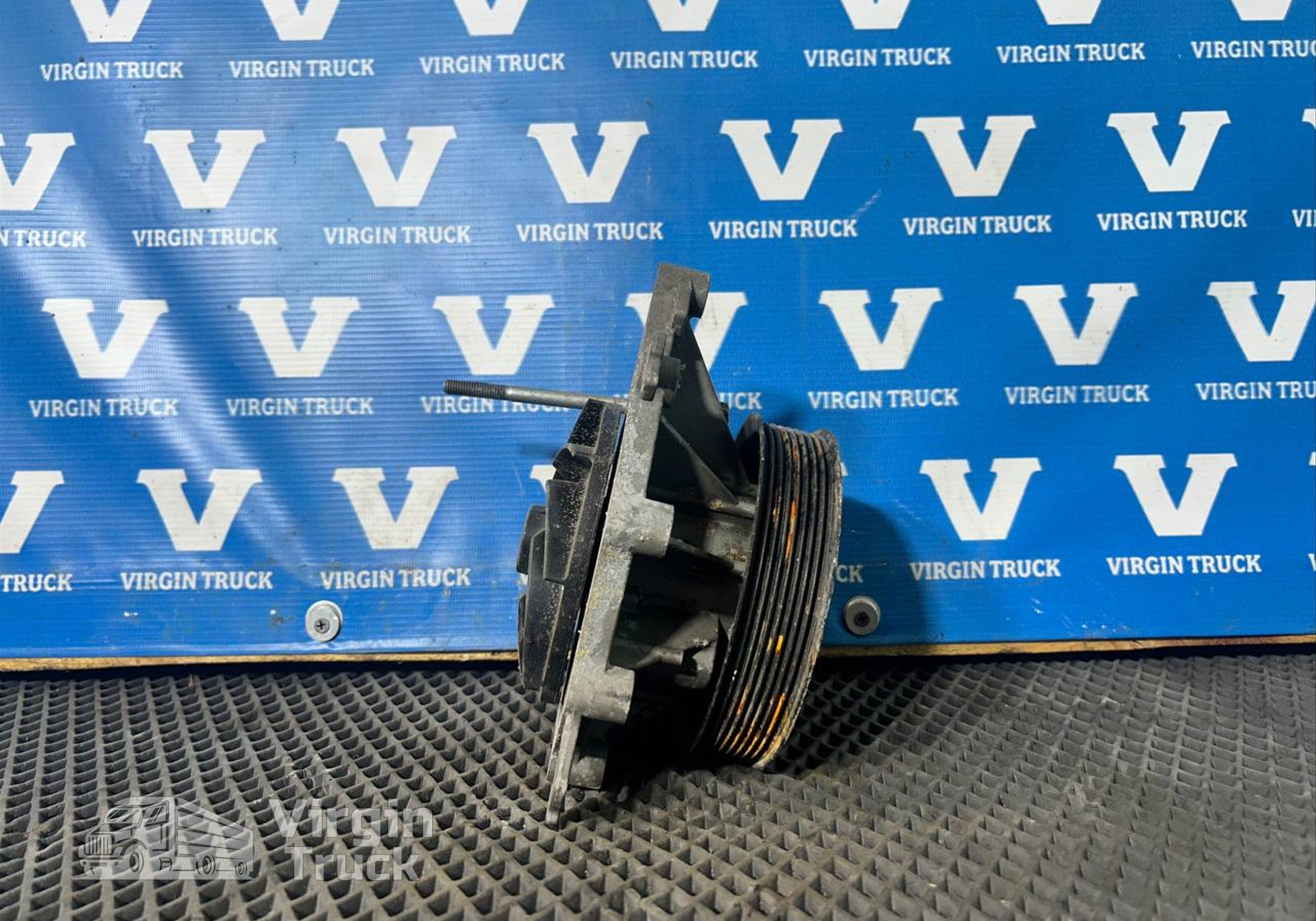 51065006694 Насос водяной (помпа) для Man TGS