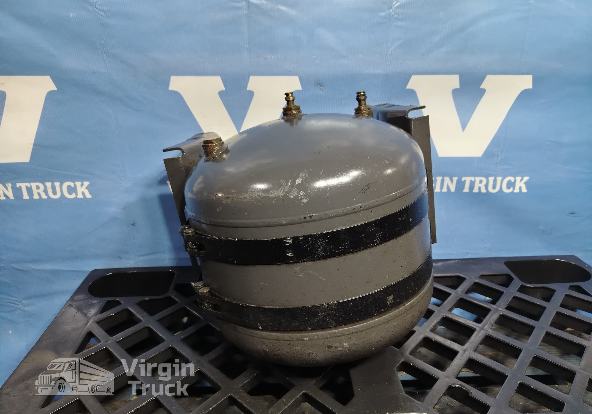 21187795 Ресивер воздушный 39L для Volvo FH