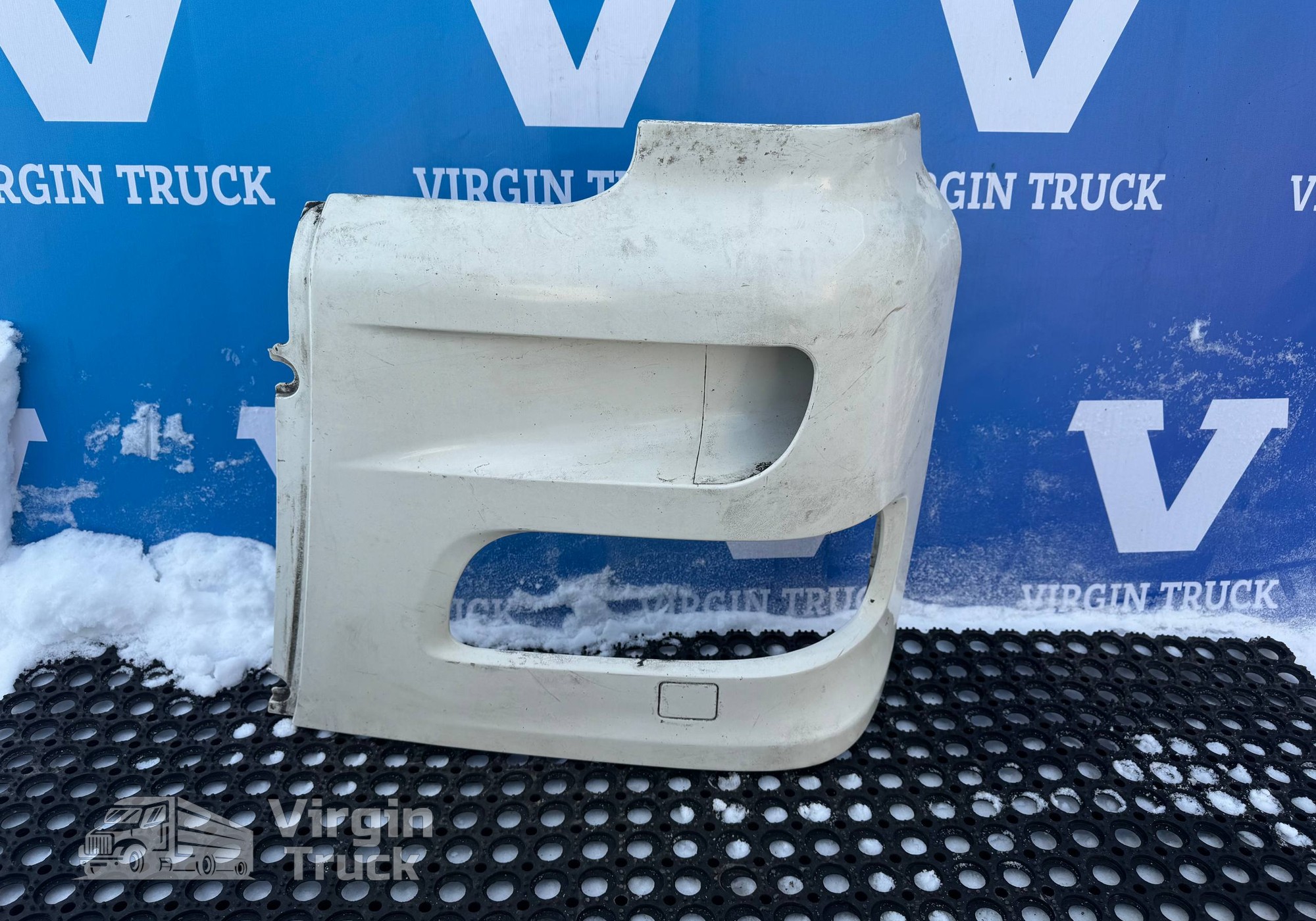 1398263 Облицовка фары левой для Daf XF95