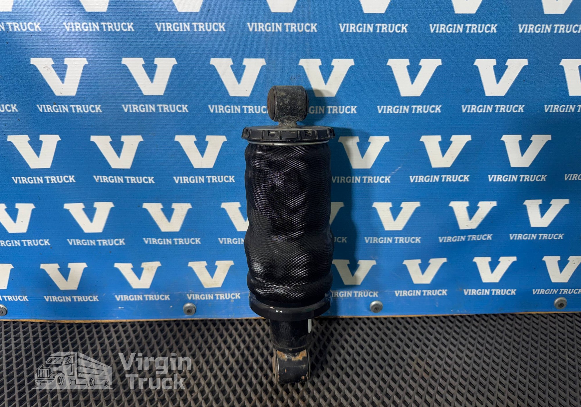 81417226075 Подушка кабины задняя для Man TGX