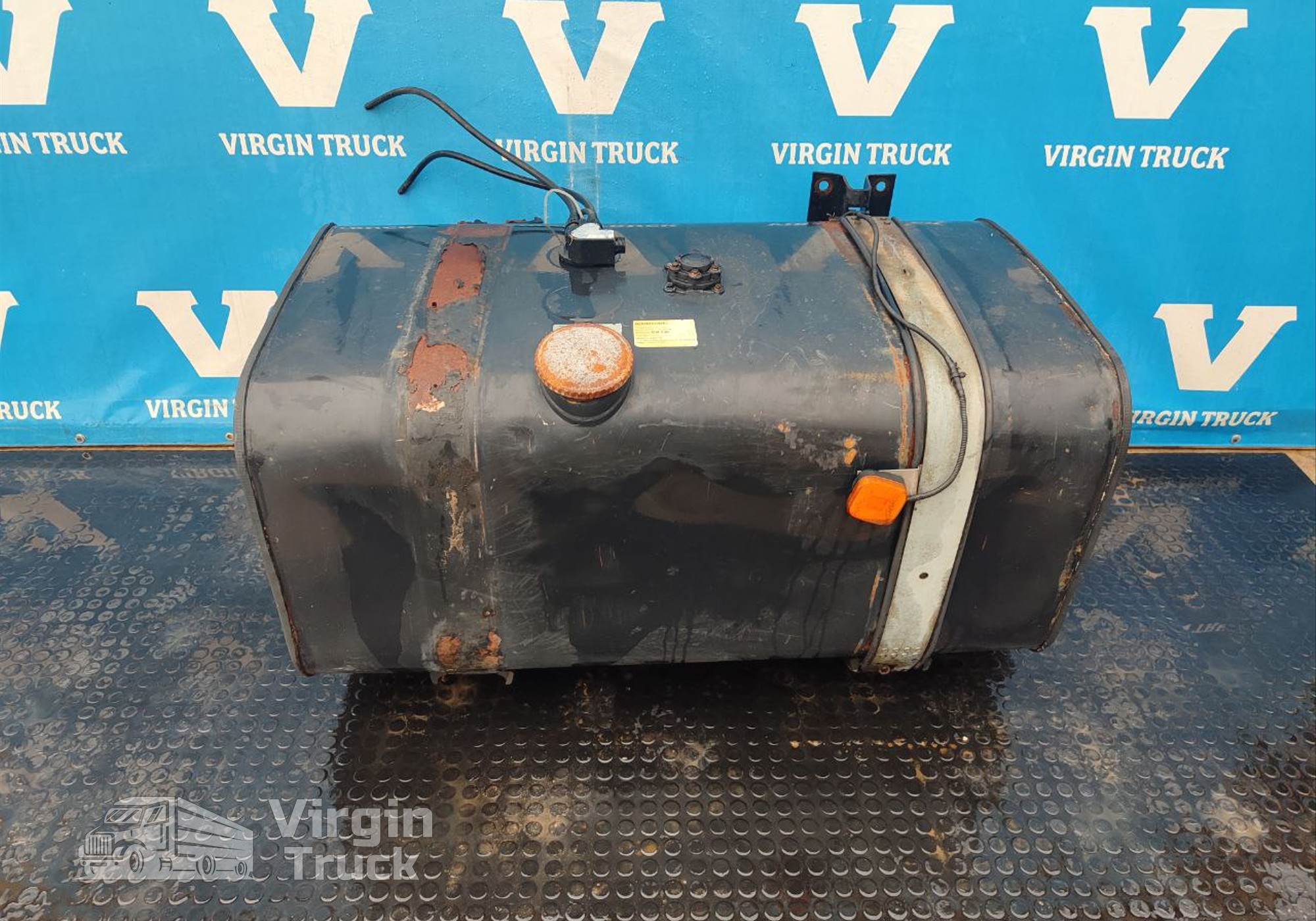 81122016286 Бак топливный 300л для Man TGX I (с 2007)