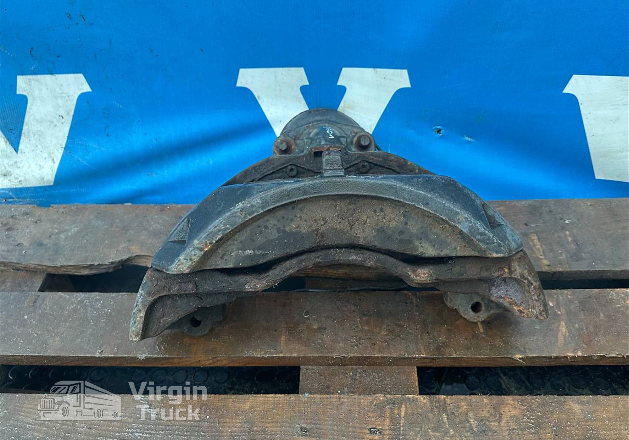 9444203601 Суппорт задний левый для Mercedes-Benz