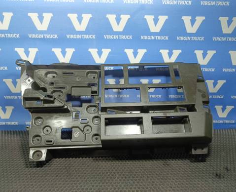 82214560 Накладка на торпедо для Volvo FH 4 (с 2012)