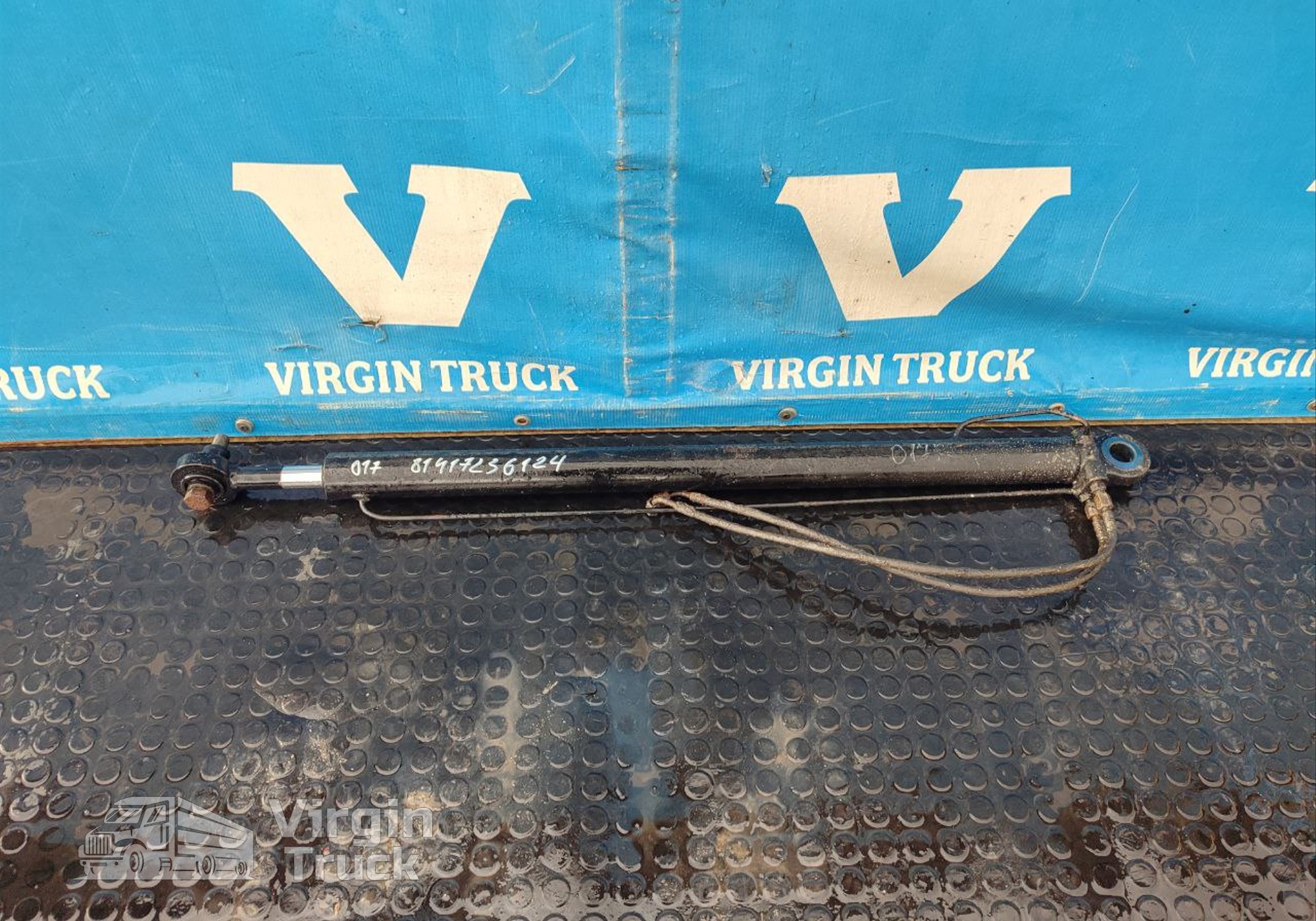 81417236123 Цилиндр подъема кабины для КАМАЗ 54901