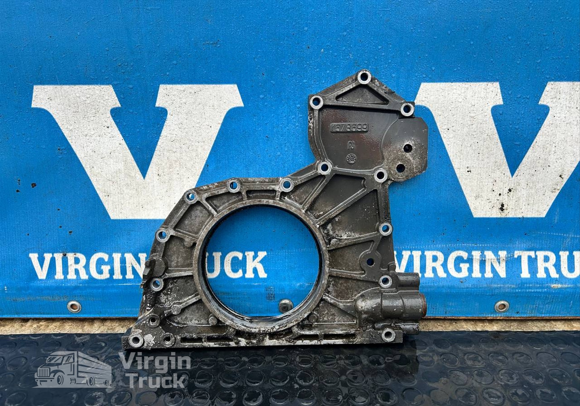 1678699 Крышка двигателя передняя для Daf XF105 (с 2005)