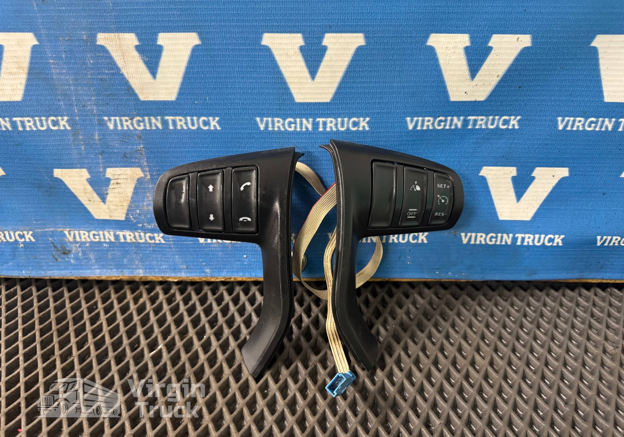 3076819 Блок кнопок руля для Daf