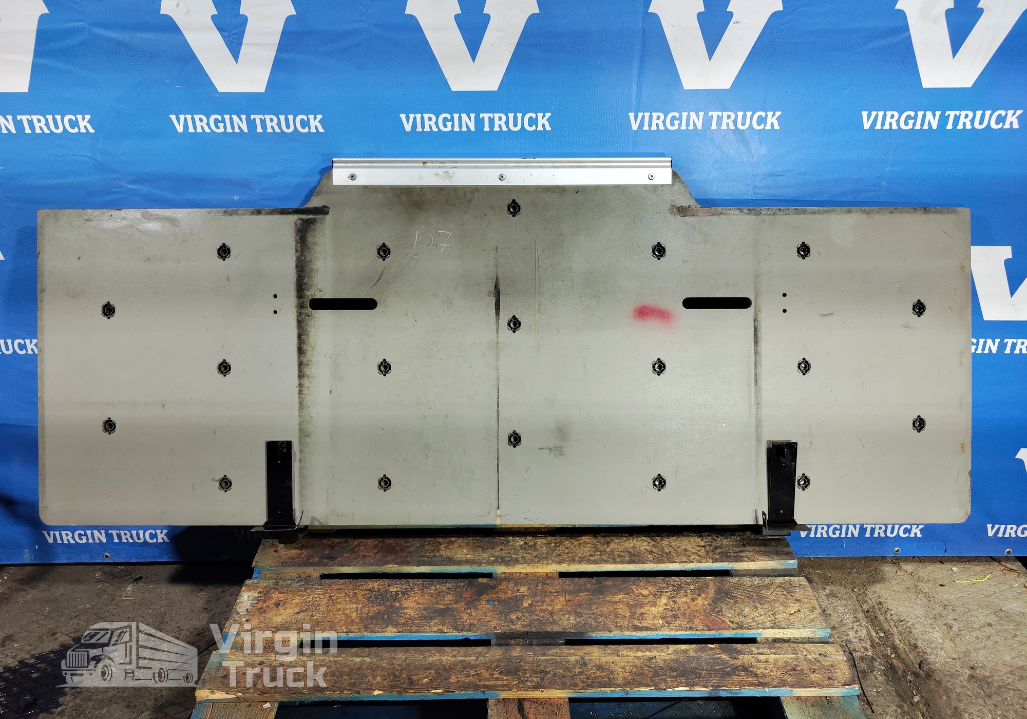 2126799 Спальник в сборе для Daf XF105 (с 2005)