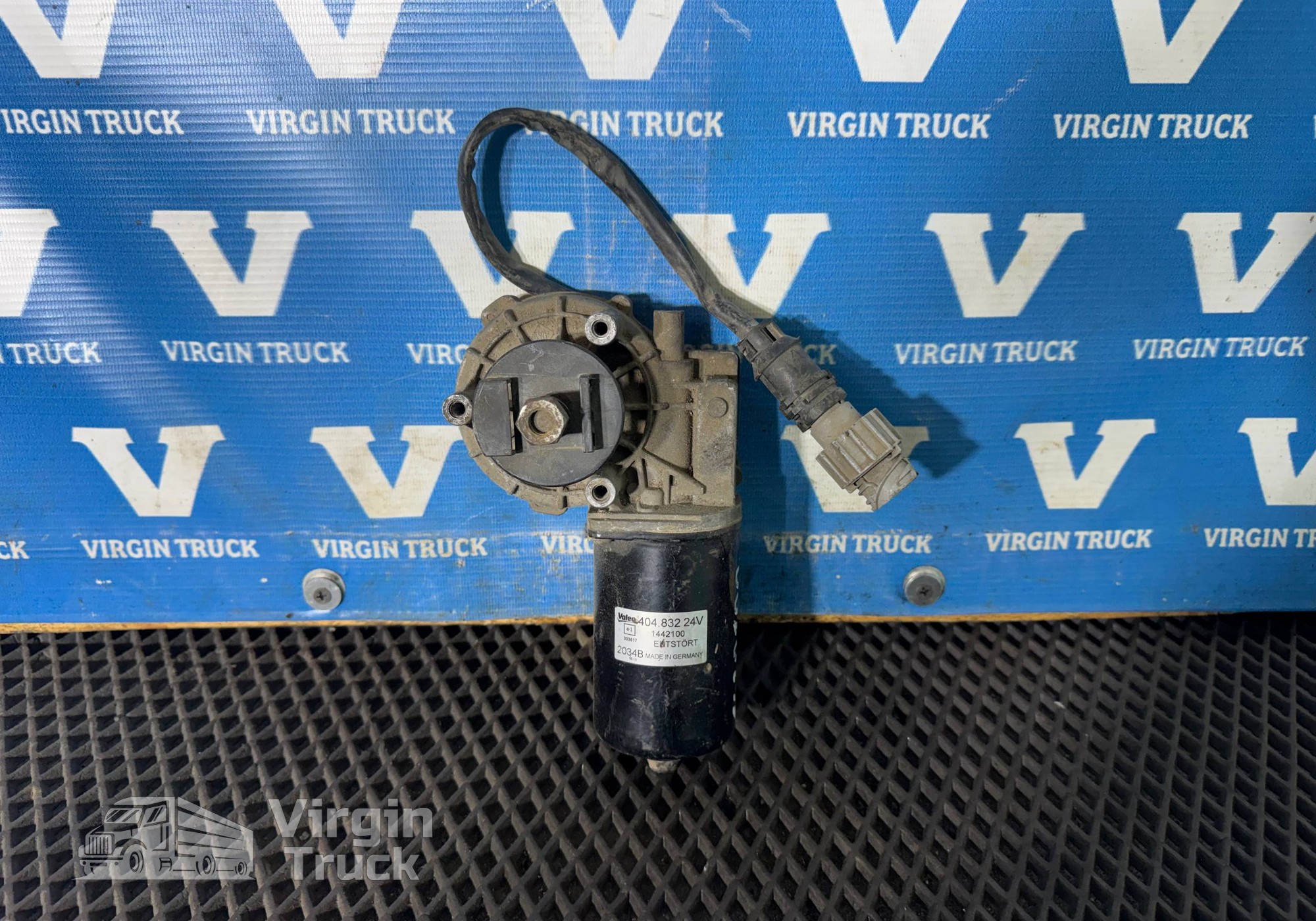 1442100 Моторчик стеклоочистителя для Daf CF