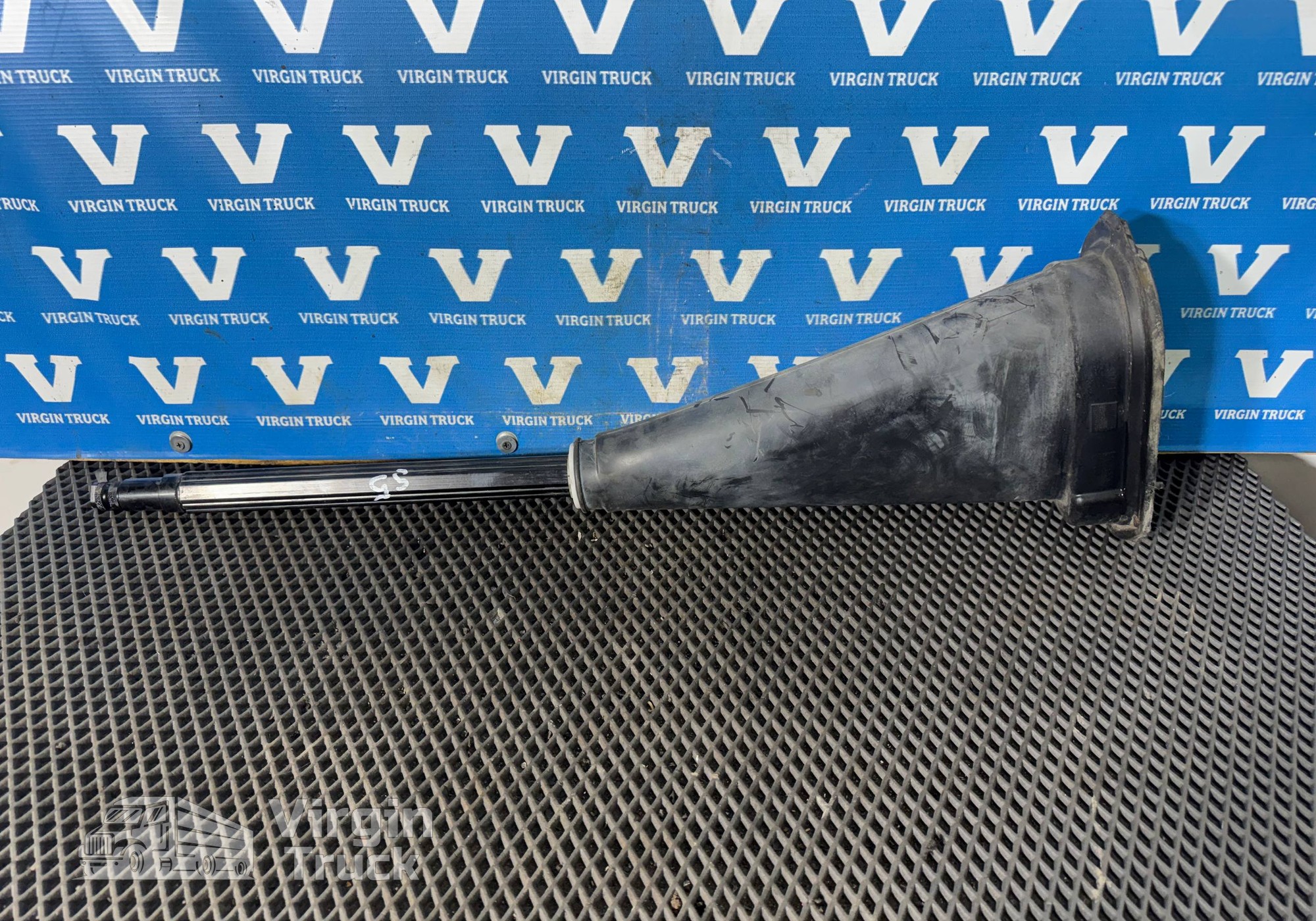 1541653 Кардан рулевой для Scania 4-series