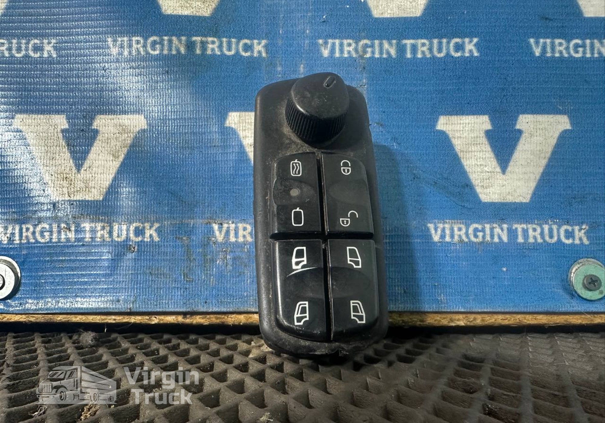 0055452813 Блок управления стеклоподъемниками для КАМАЗ