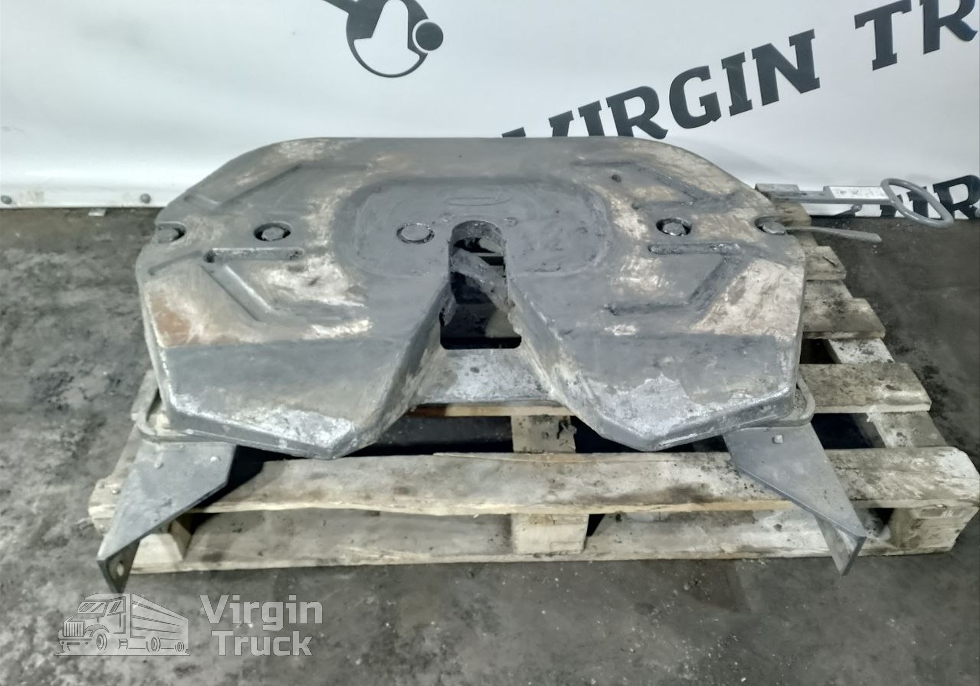 21587520 Седло SAF-HOLLAND 130мм 2021 года для Volvo FH 2 (с 2002 по 2008)
