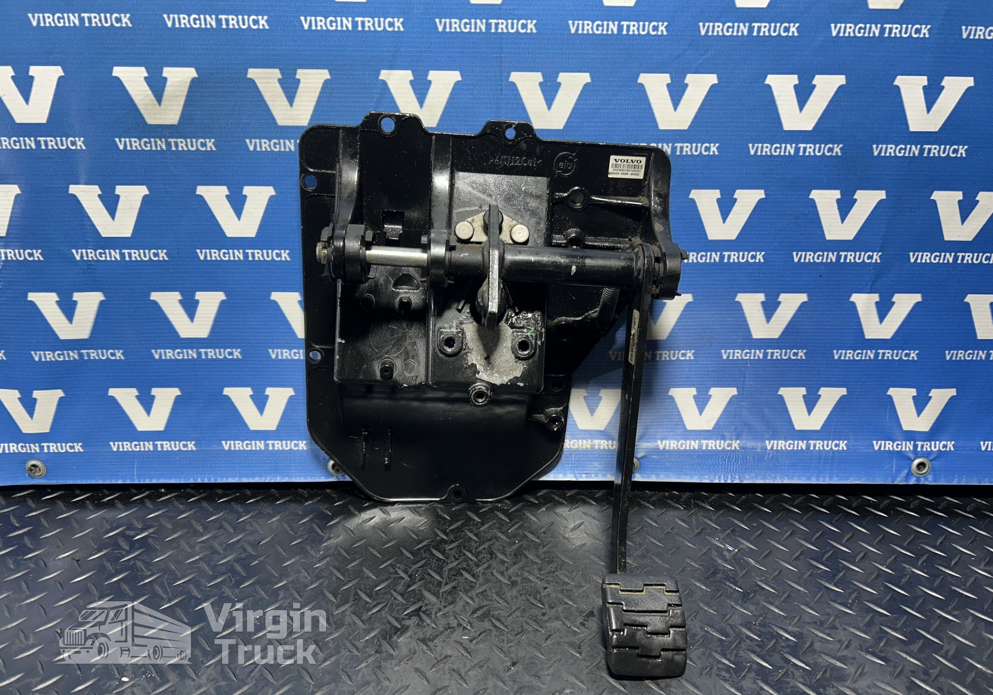 82424667 Педаль акселератора для Volvo FH 4 (с 2012)