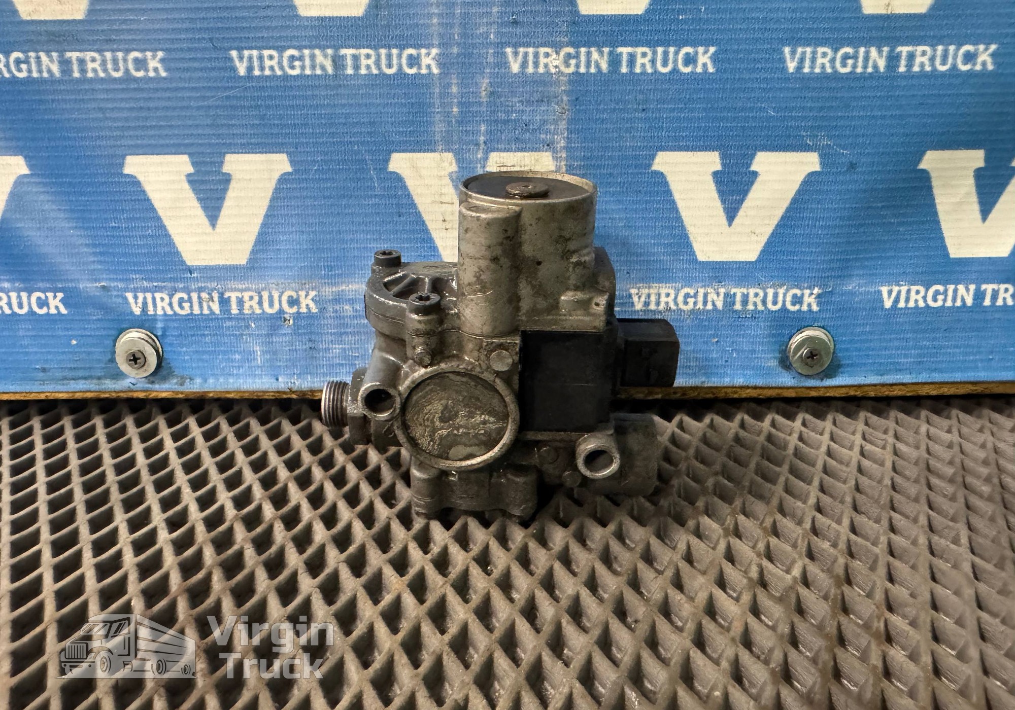 1808335 Кран ABS 2021г. для Daf XG