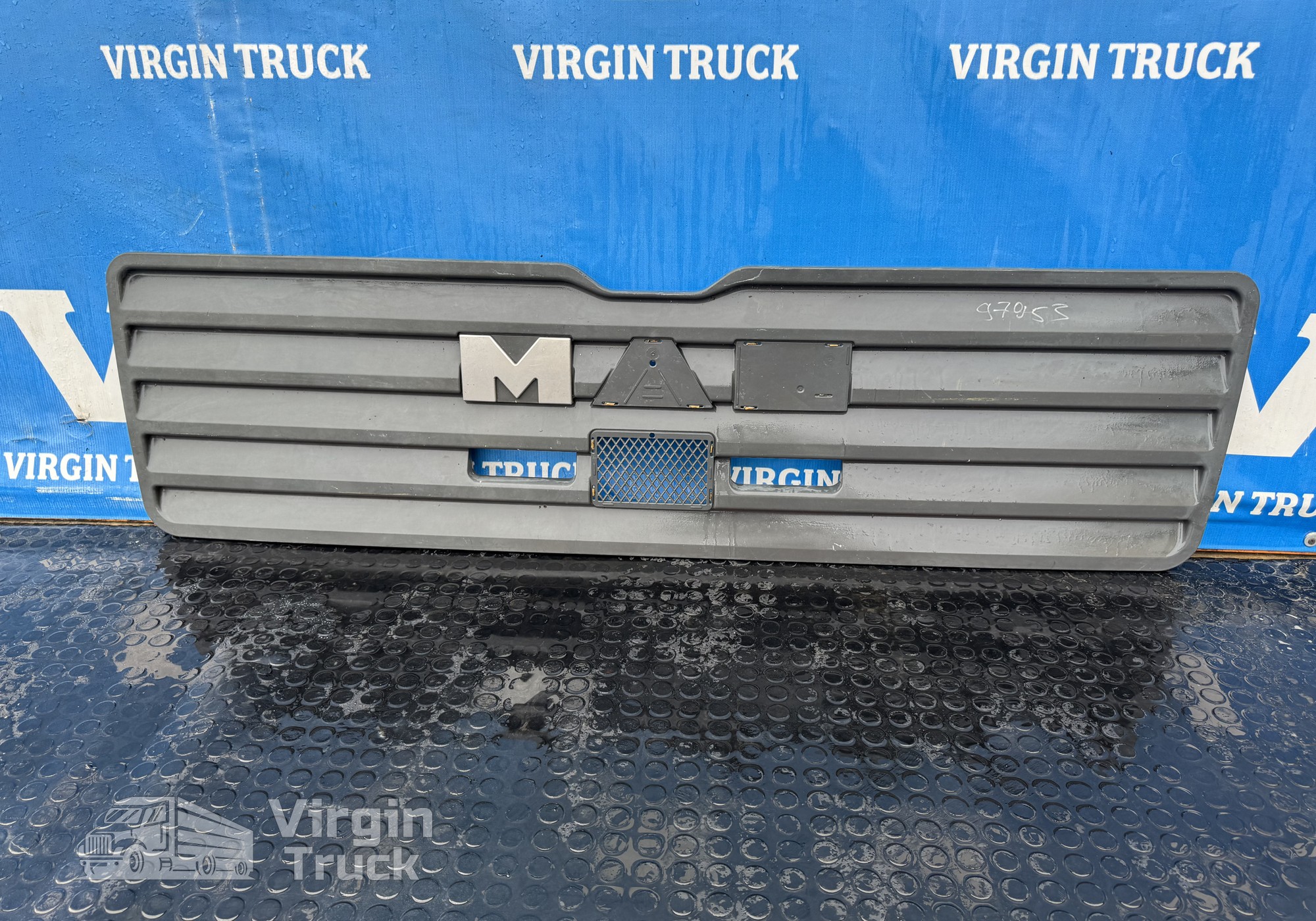 81611500110 Решетка радиатора для Man TGA