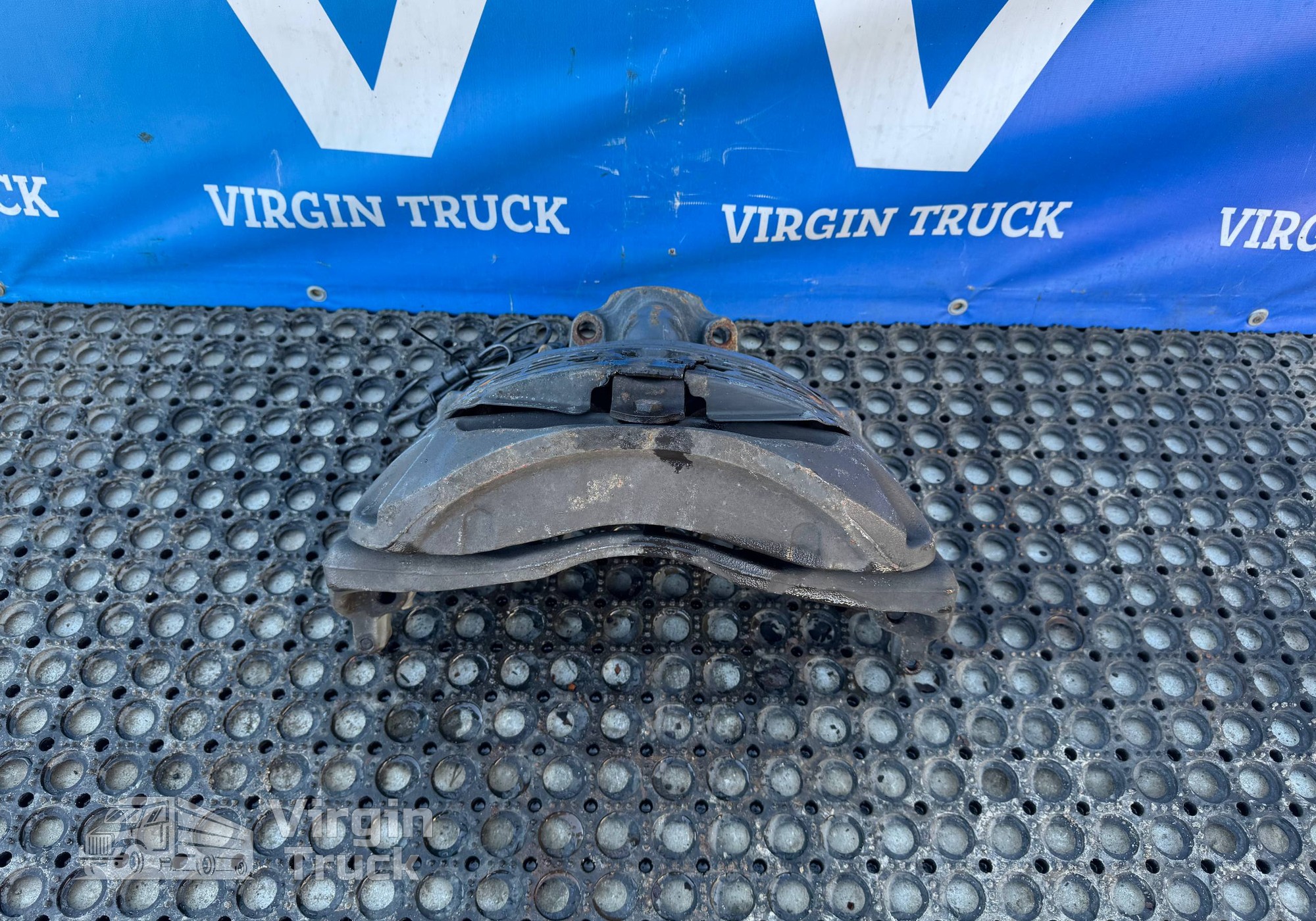 2429515 Суппорт задний правый для Scania 6-series