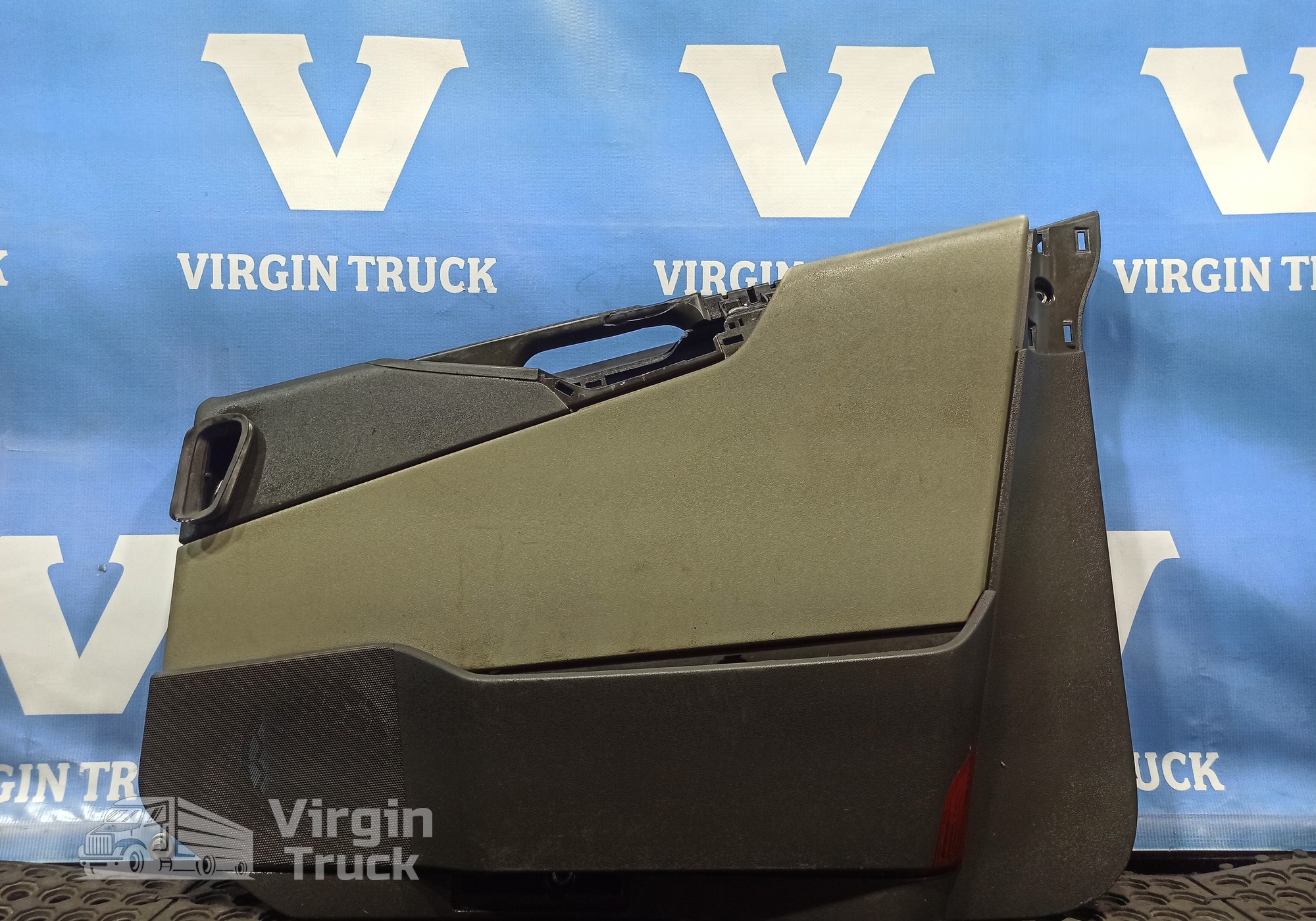 21934402 Обшивка двери для Volvo FH 4 (с 2012)