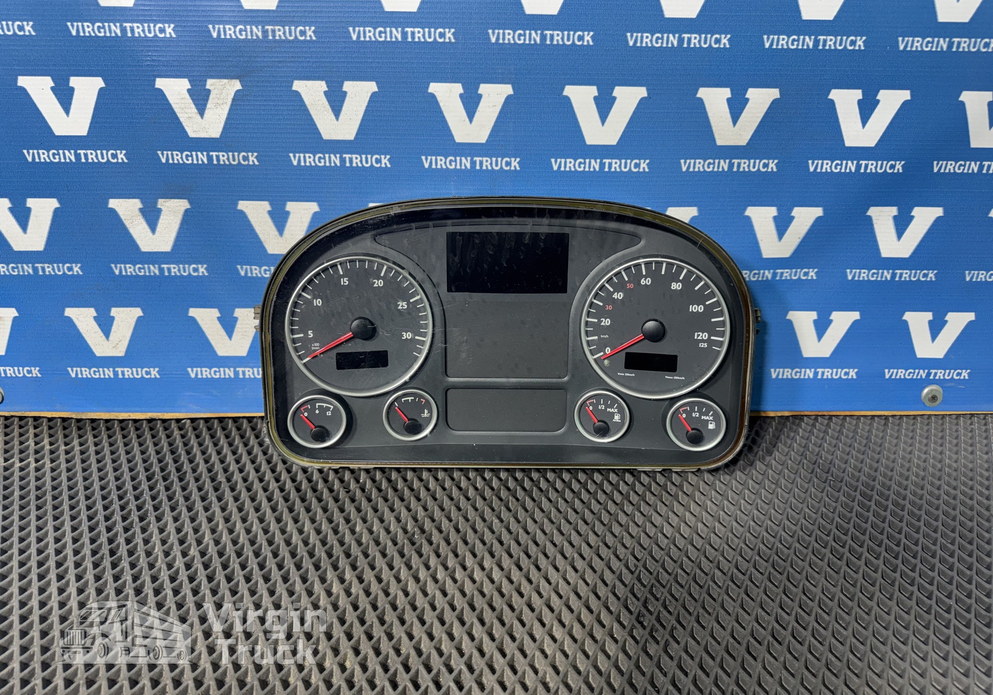 81272026224 Панель приборов для Man TGX