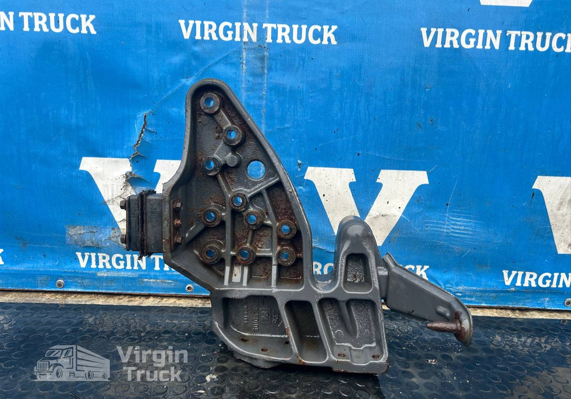 5010574625 Кронштейн торсиона кабины правый для Renault Premium II (с 2005 по 2013)