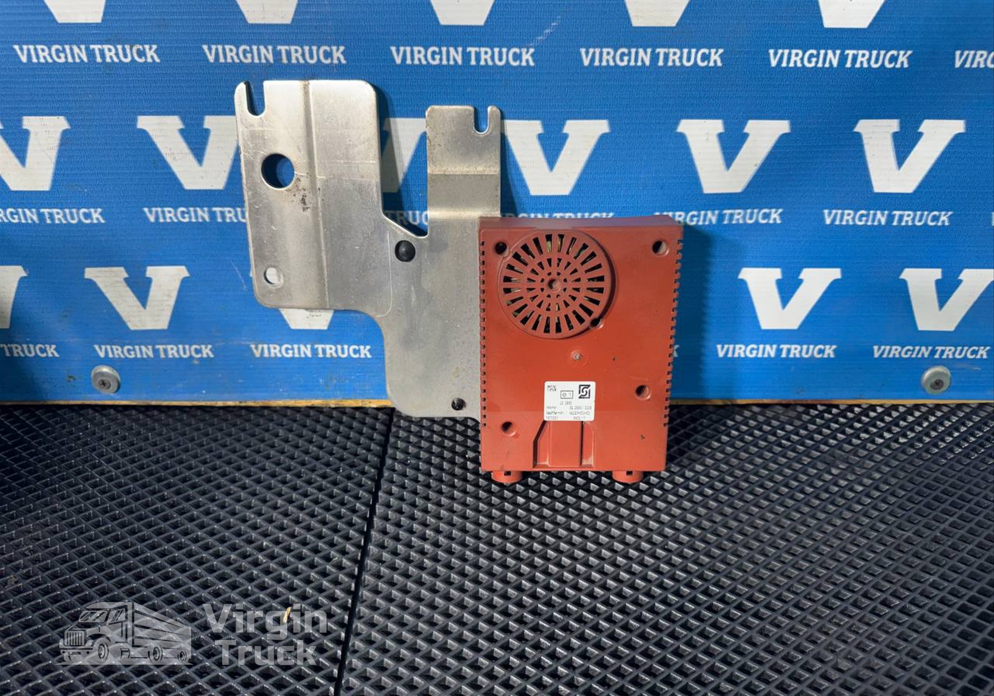 81259070337 Преобразователь напряжения