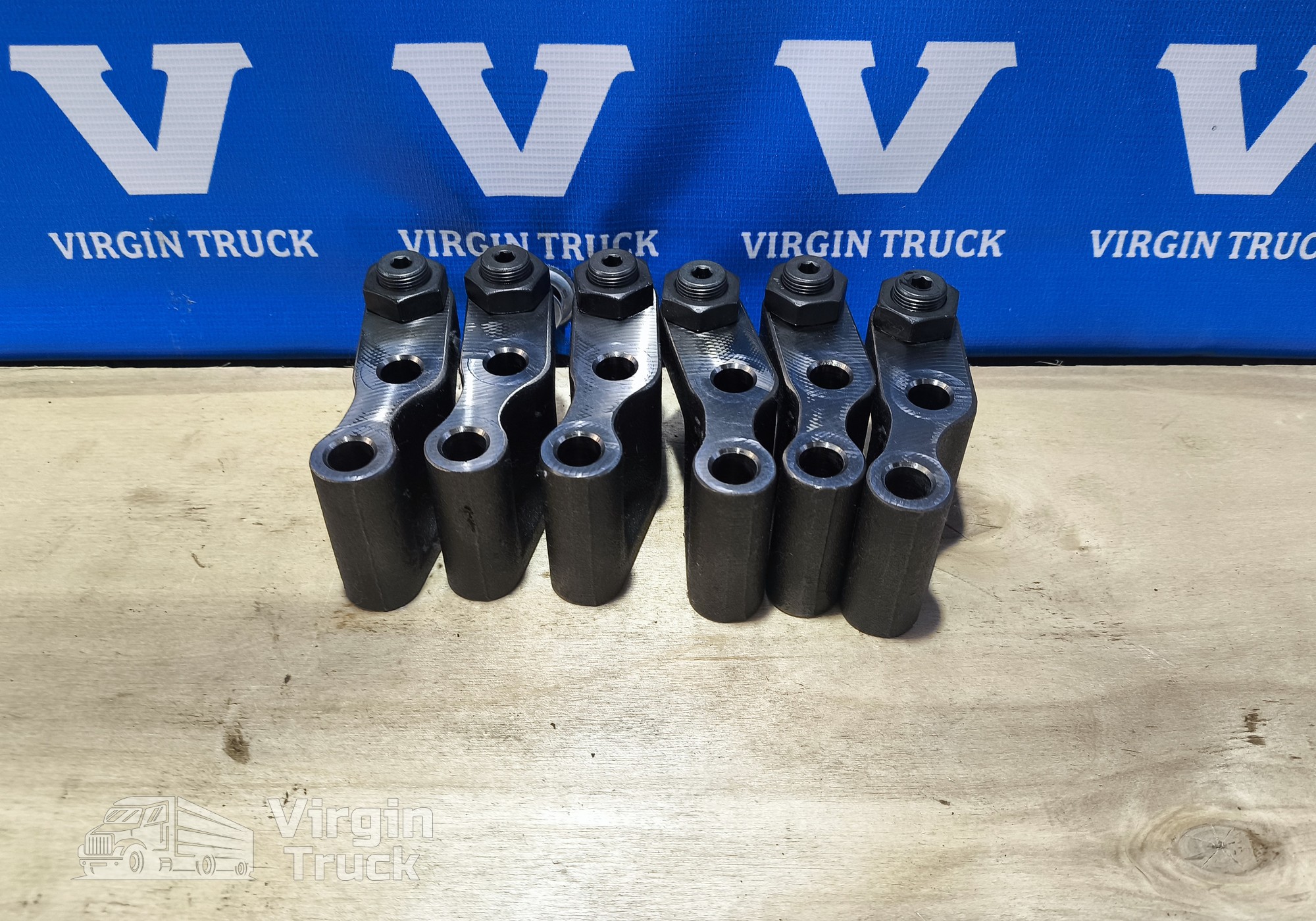 51042510006 Комплект опор рокеров 2018г. для Man TGS