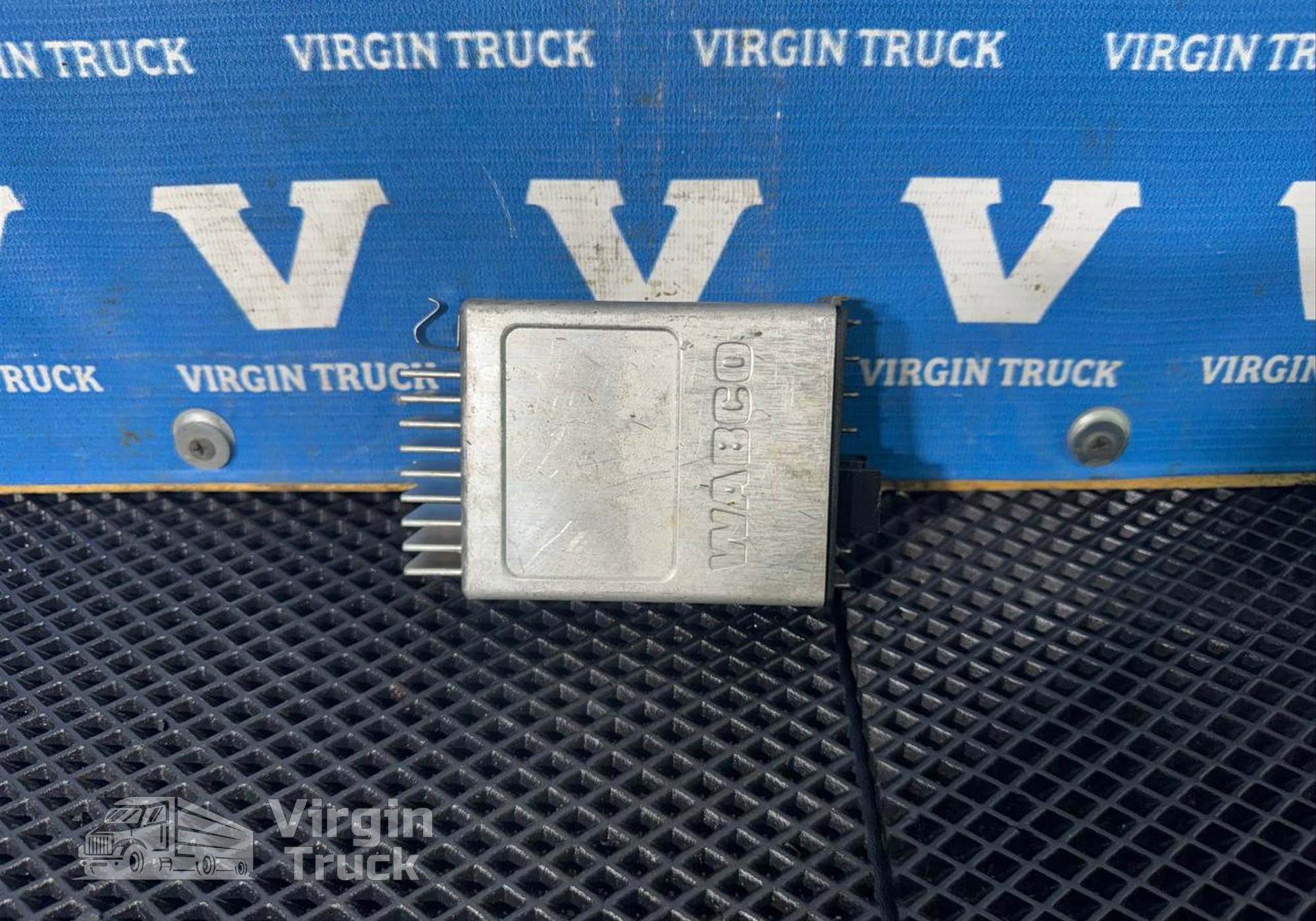 1405931 Блок управления ABS