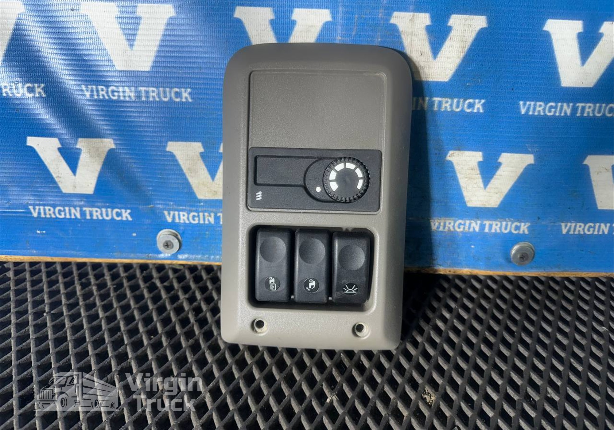 1933962 Накладка приборной панели для Daf XF105 (с 2005)