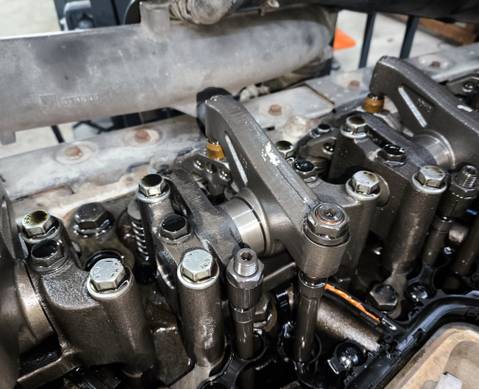 1744670 Вал рокеров для Daf XF105 (с 2005)