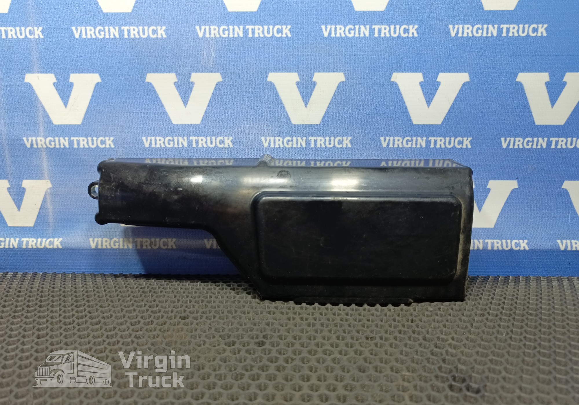 82184868 Корпус электроразъемов для Volvo FH