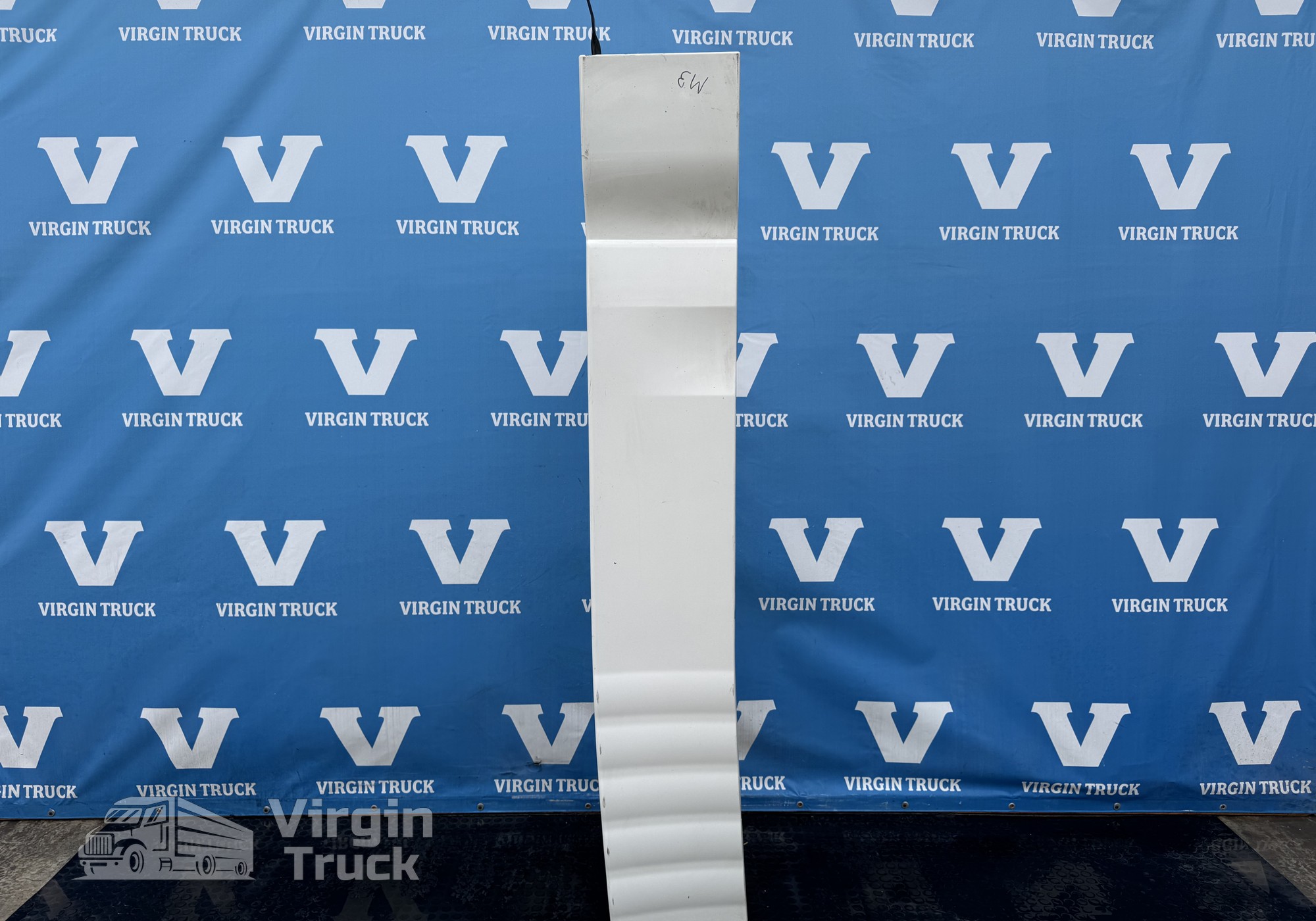 81629100145 Спойлер кабины левый для Man TGX II (с 2012)