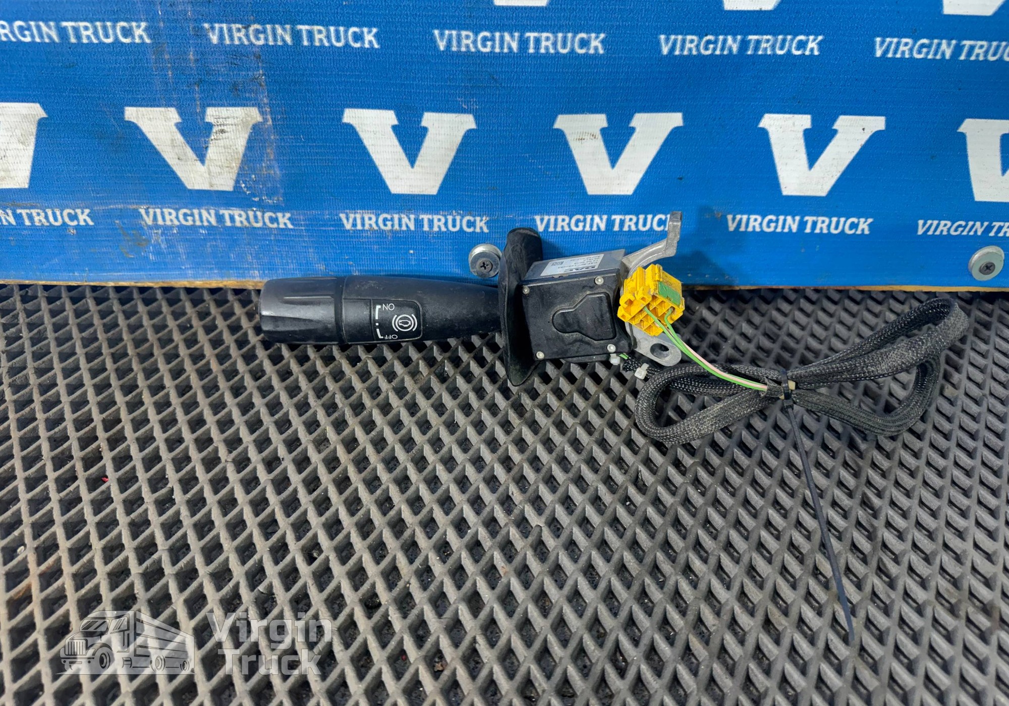 1699369 Переключатель подрулевой ретардера