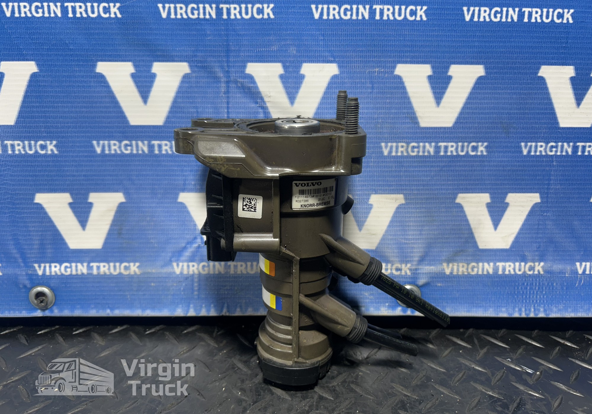 027386 Кран тормозной для Volvo FM