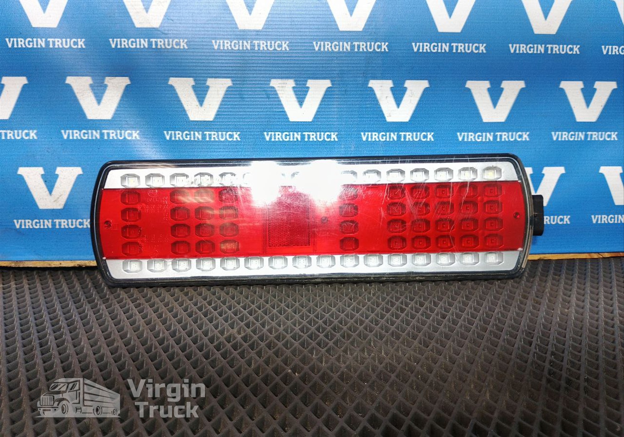 4573729616 Фонарь задний для КАМАЗ 5490 (с 2013)