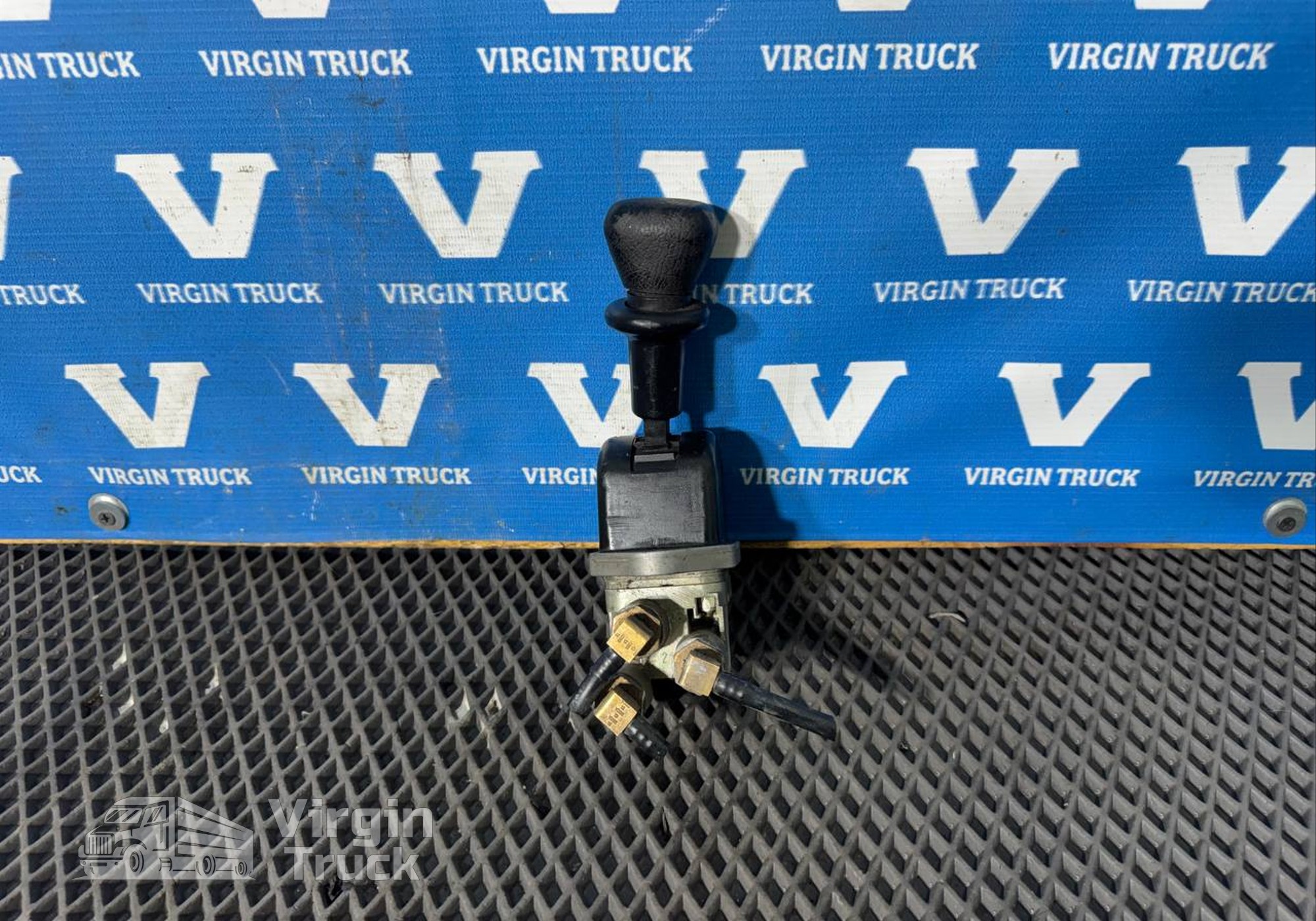 1734006 Кран ручного тормоза для Daf XF105 (с 2005)