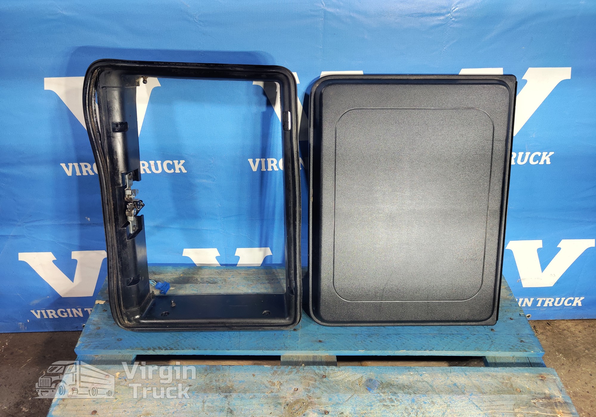 Люк в сборе для Scania 5-series R (с 2004 по 2016)