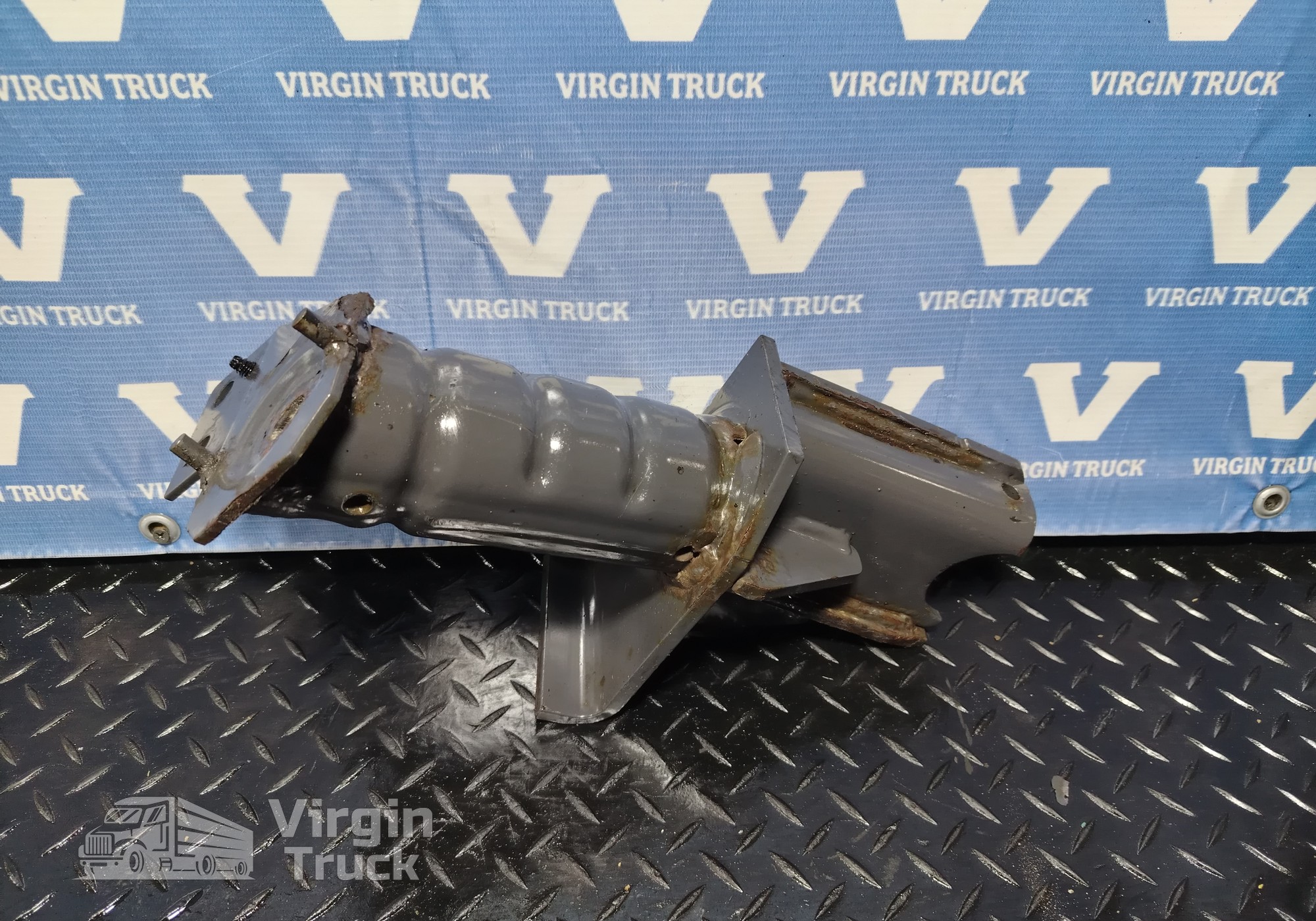 82928883 Кронштейн переднего бампера для Volvo FH 4 (с 2012)