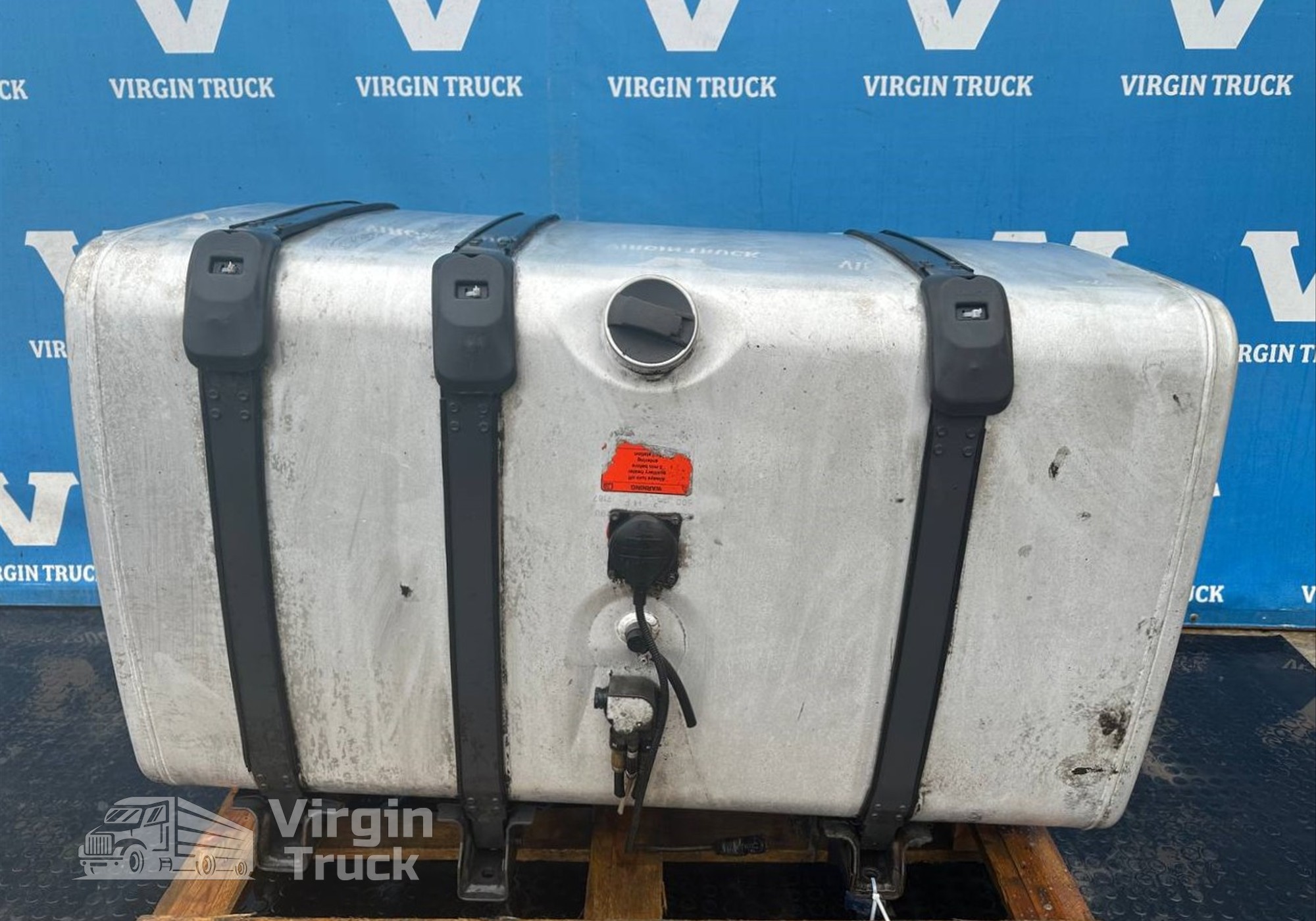 1871190 Бак топливный 500 L (ремонтный) для Scania 5-series