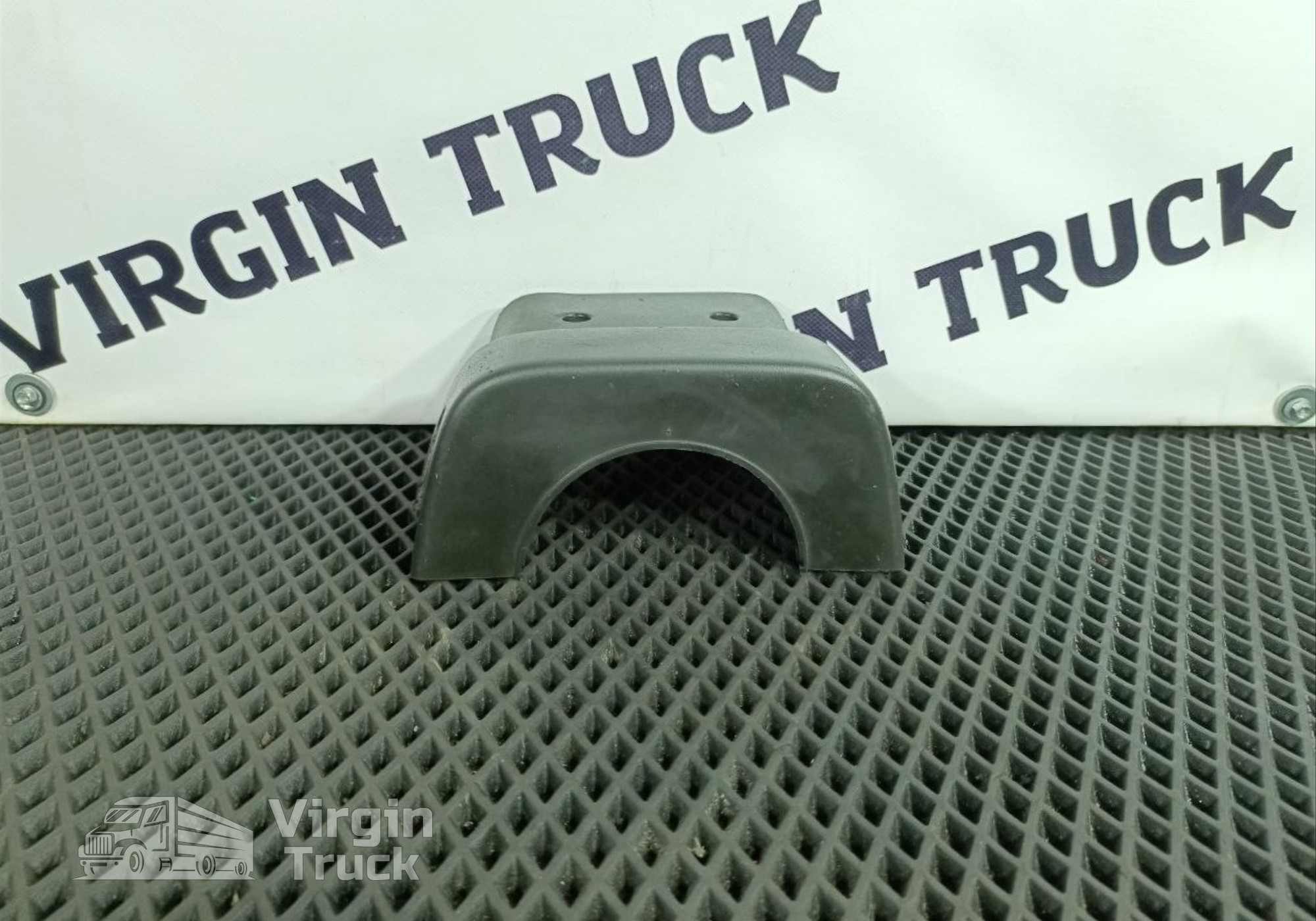 82219172 Кожух рулевой колонки верхний для Volvo FH 4 (с 2012)