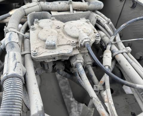 4802040020 Кран управления тормозами пpицeпa 2017г.