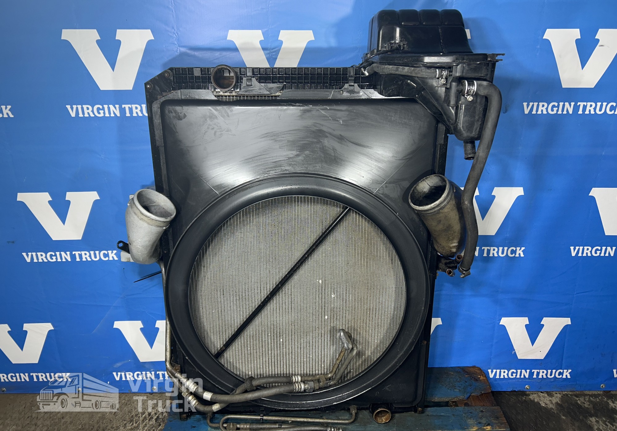 A9425001203 Кассета радиаторов в сборе 2017г. для Mercedes-Benz Actros MP3 (с 2008)